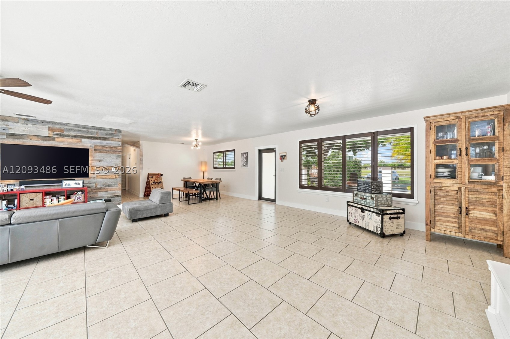 8031 SW 97th Ave, Miami FL 33173