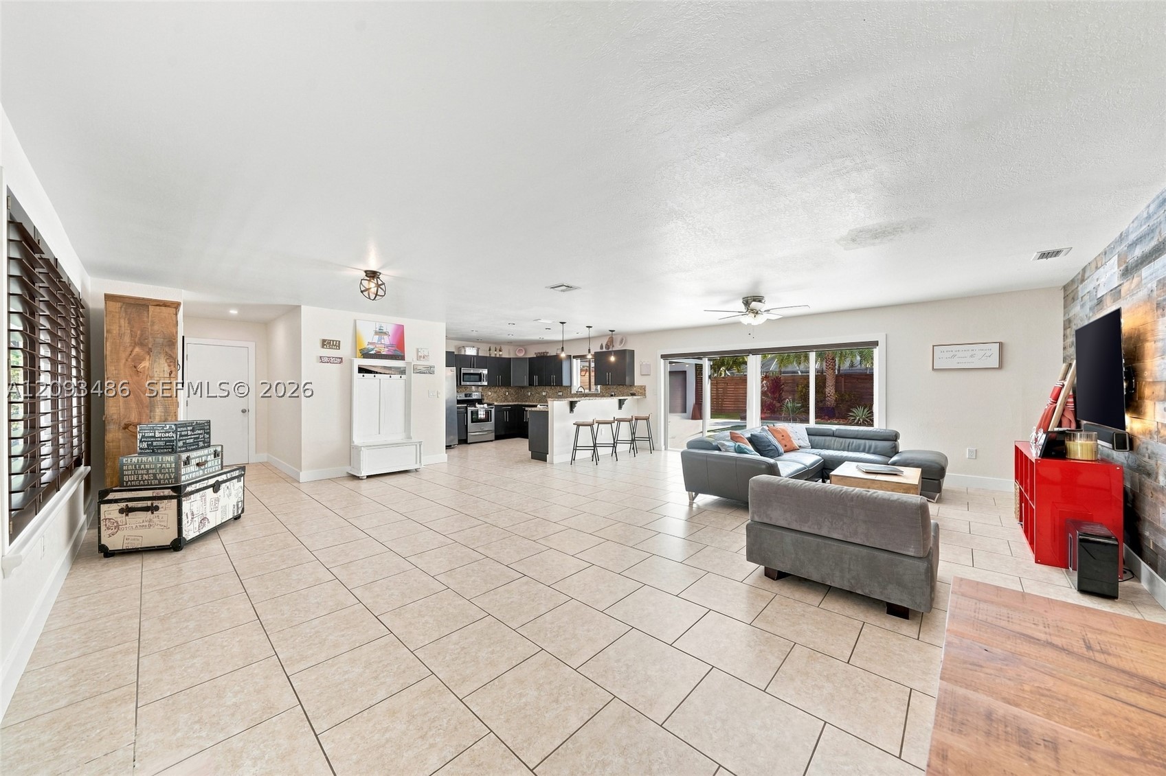 8031 SW 97th Ave, Miami FL 33173