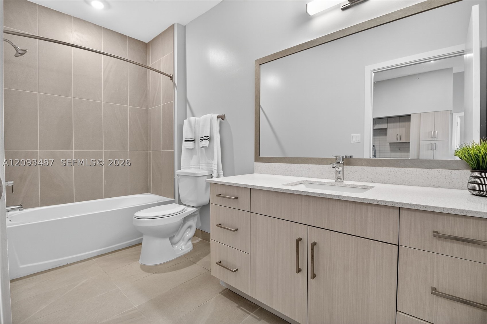 1110 NW 1 Street #501, Miami FL 33128