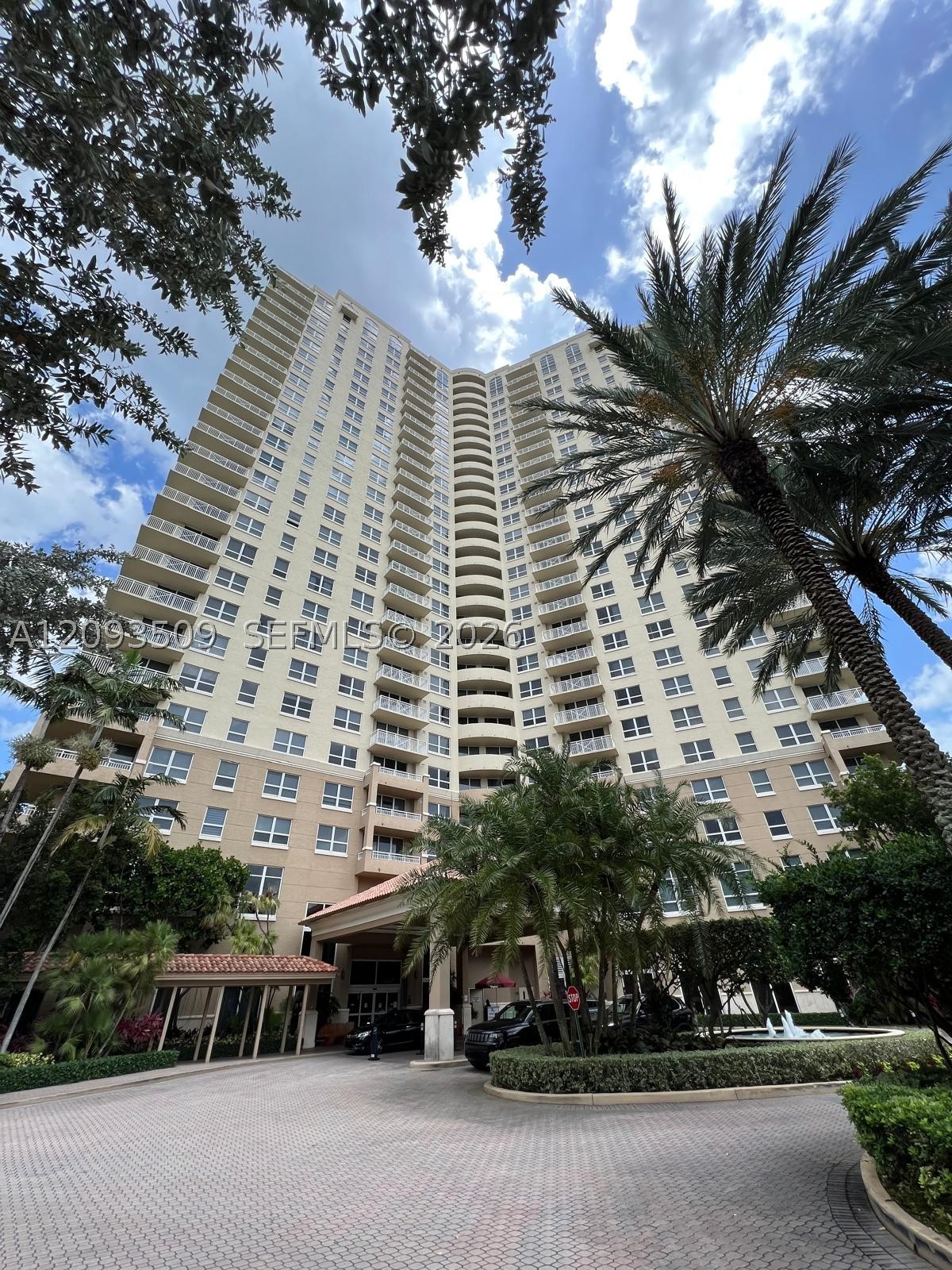 19501 W Country Club Dr #TS-03, Aventura FL 33180