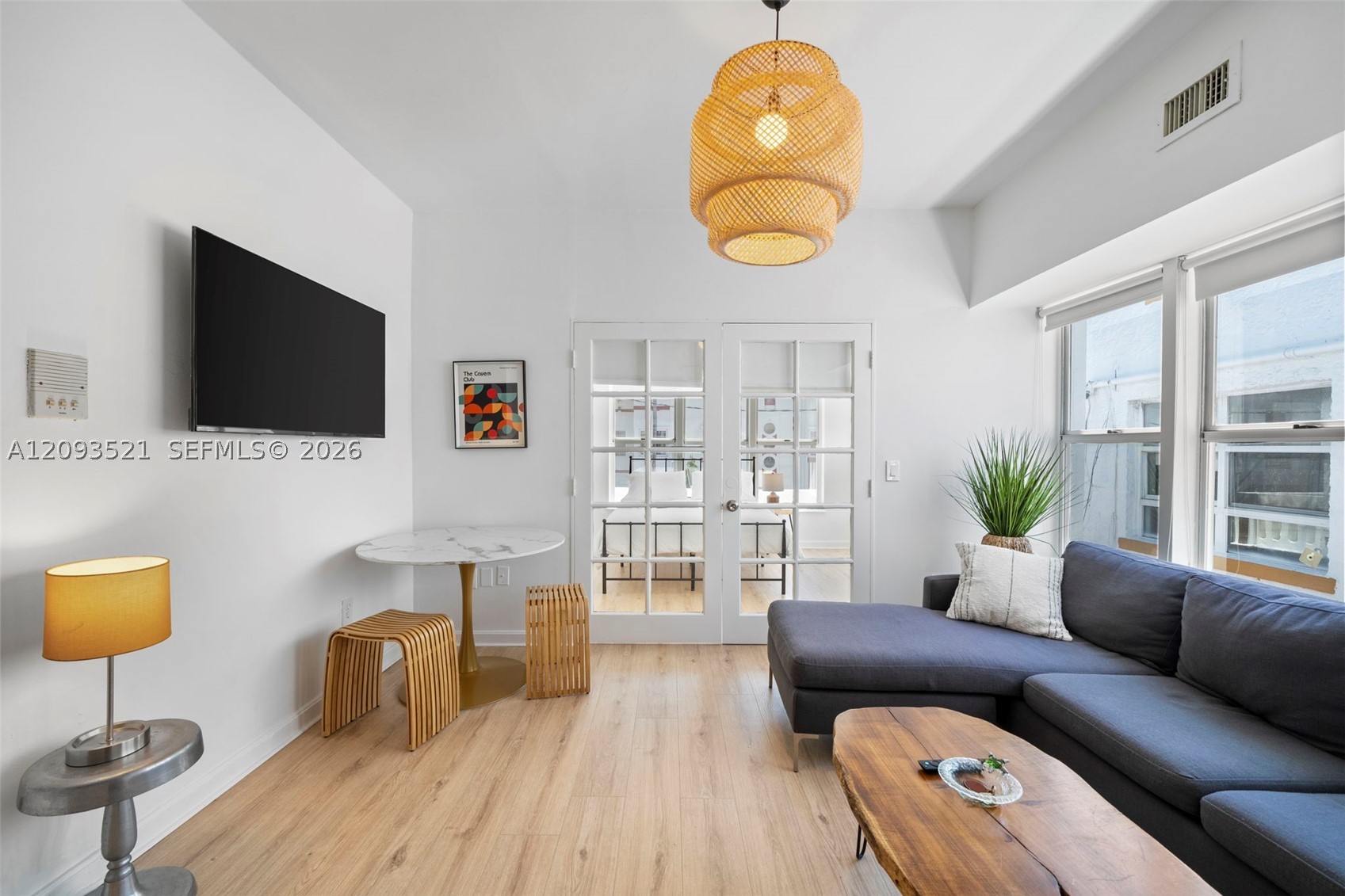 227 1st St #6, Miami Beach FL 33139