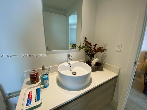 121 NE 34th St #1714, Miami FL 33137