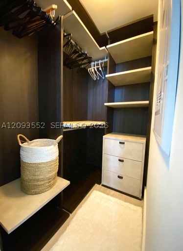 121 NE 34th St #1714, Miami FL 33137