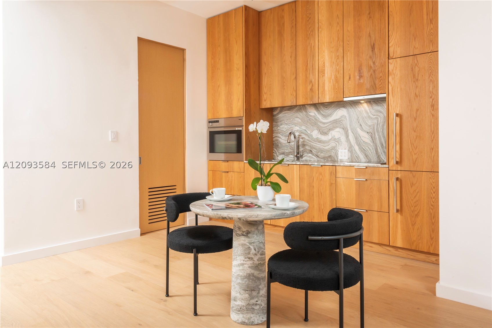 100 S Pointe Dr #1802, Miami Beach FL 33139