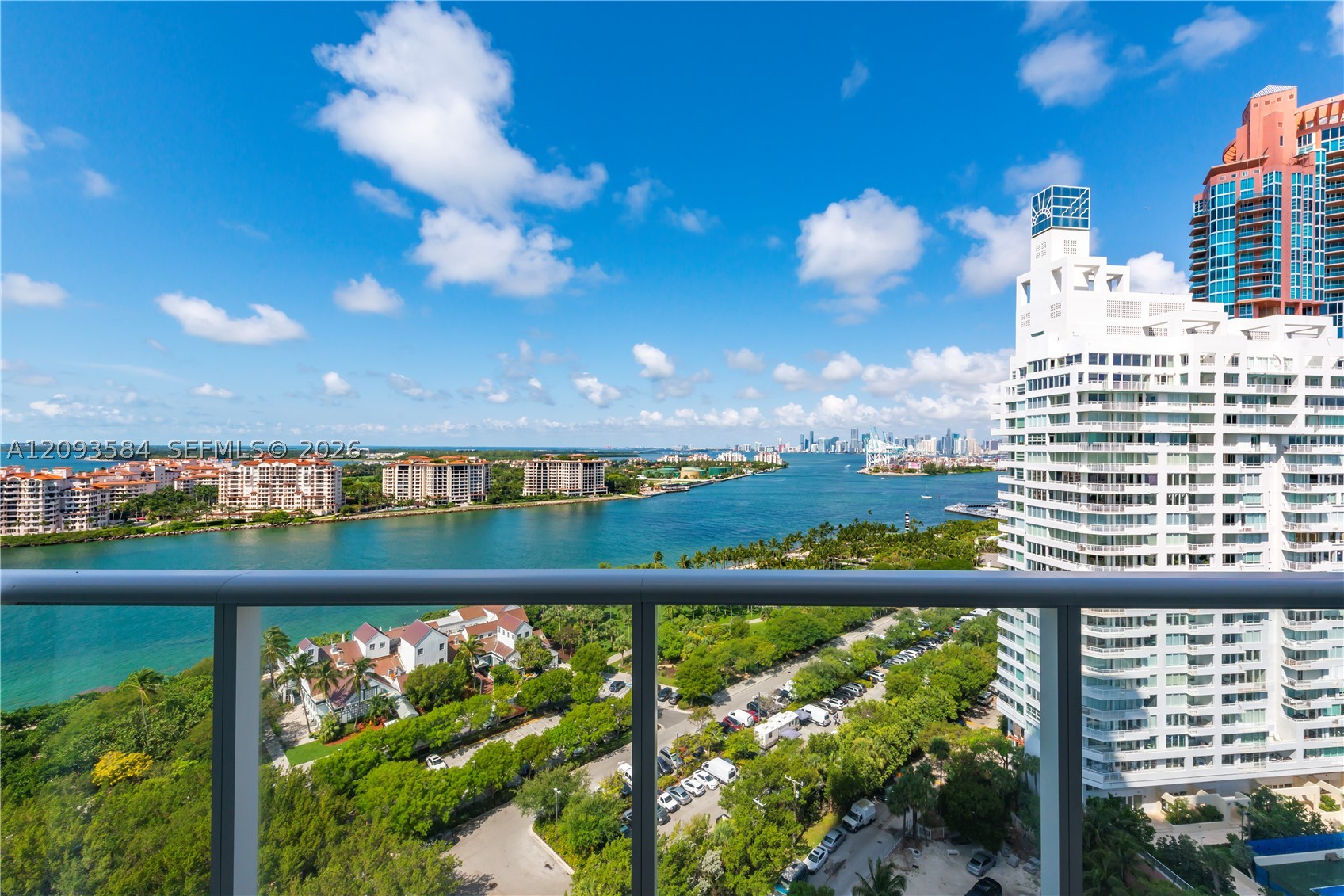 100 S Pointe Dr #1802, Miami Beach FL 33139