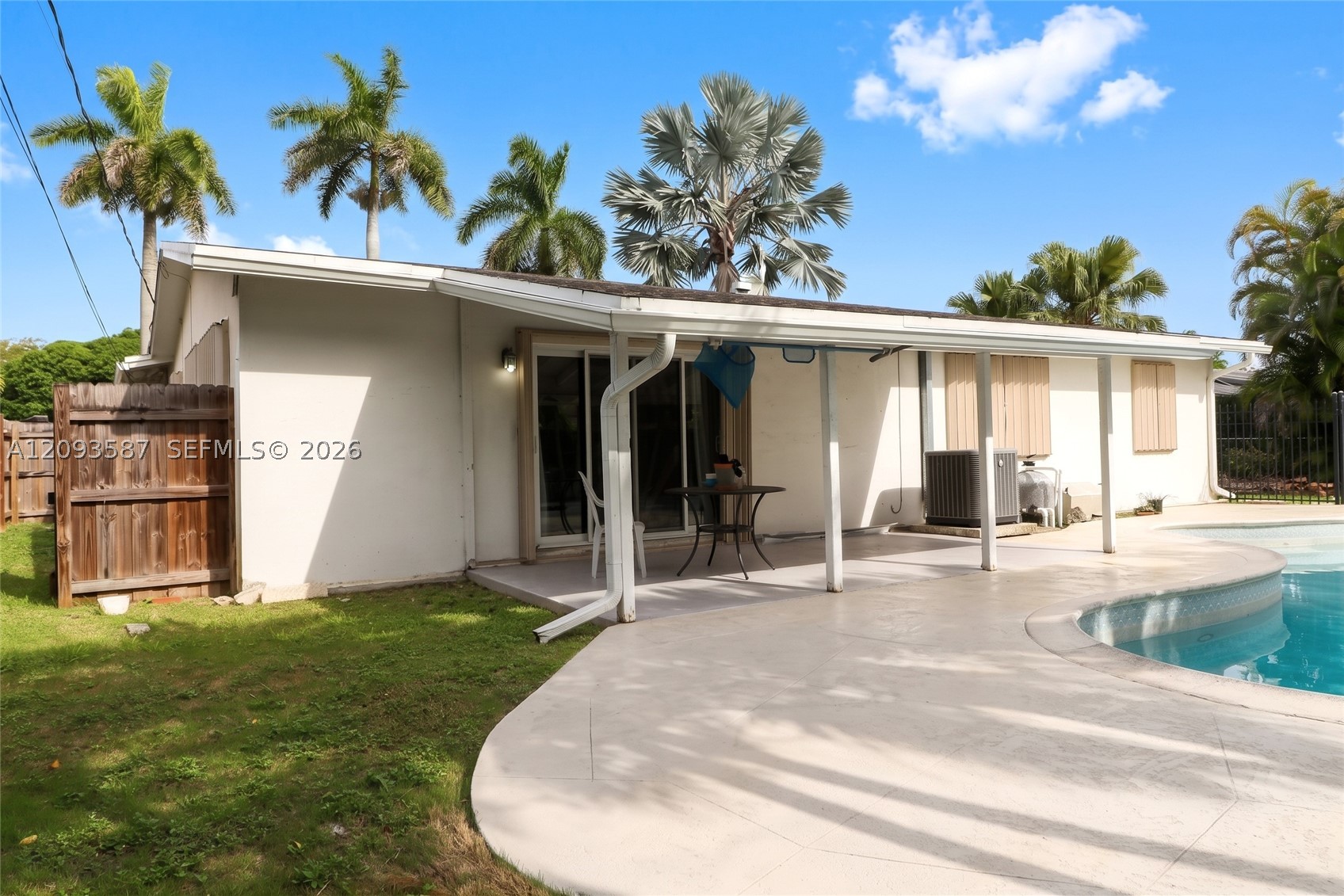 16020 SW 97th Ct, Miami FL 33157