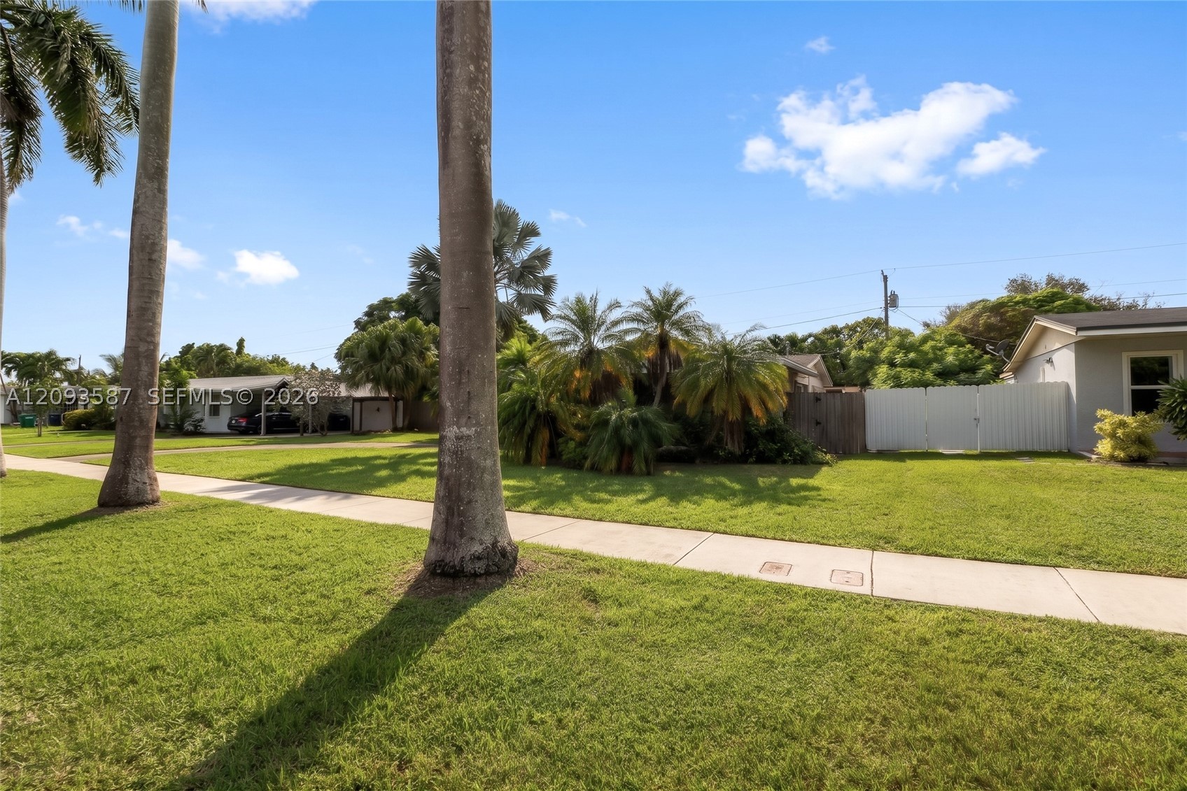 16020 SW 97th Ct, Miami FL 33157