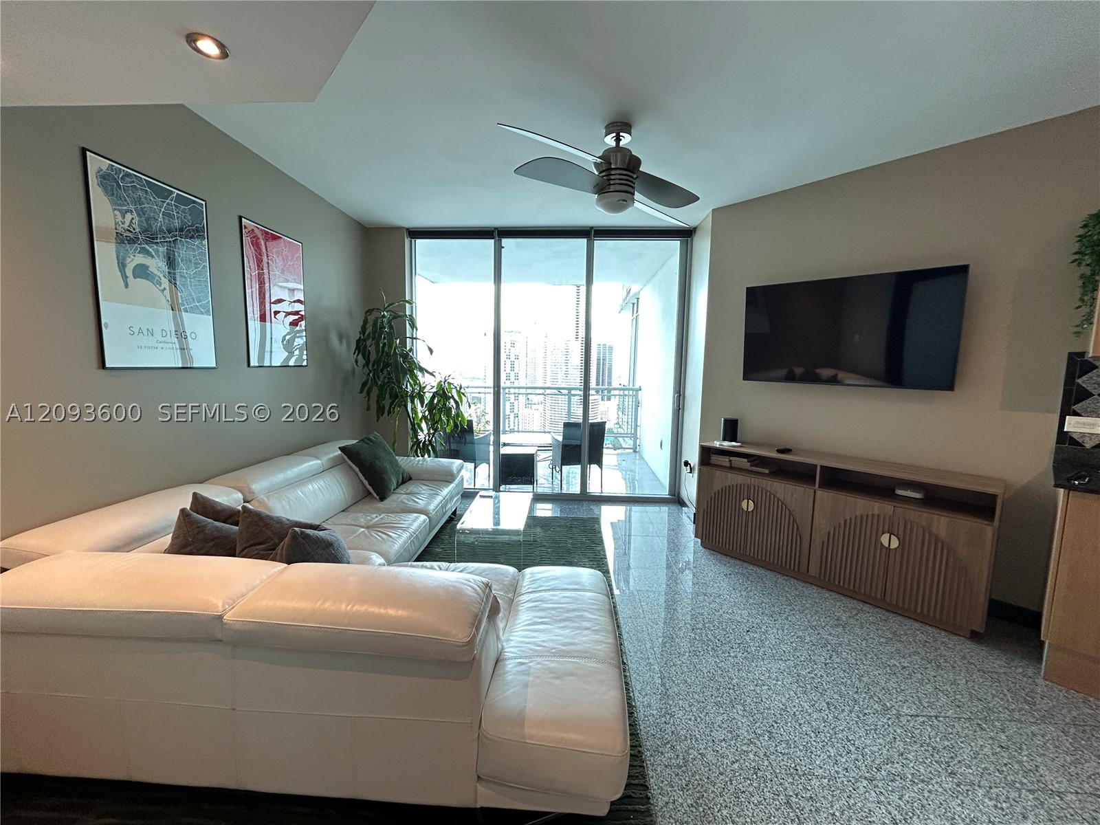 Miami FL 33130 - A12093600