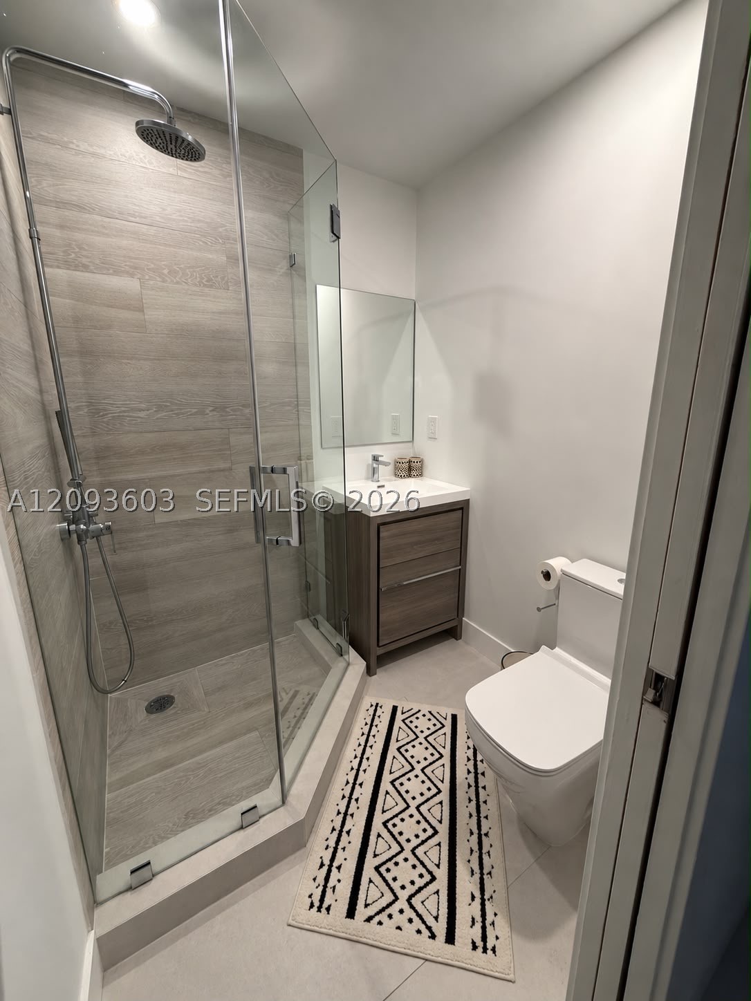 5134 NW 94th Doral Pl, Doral FL 33178