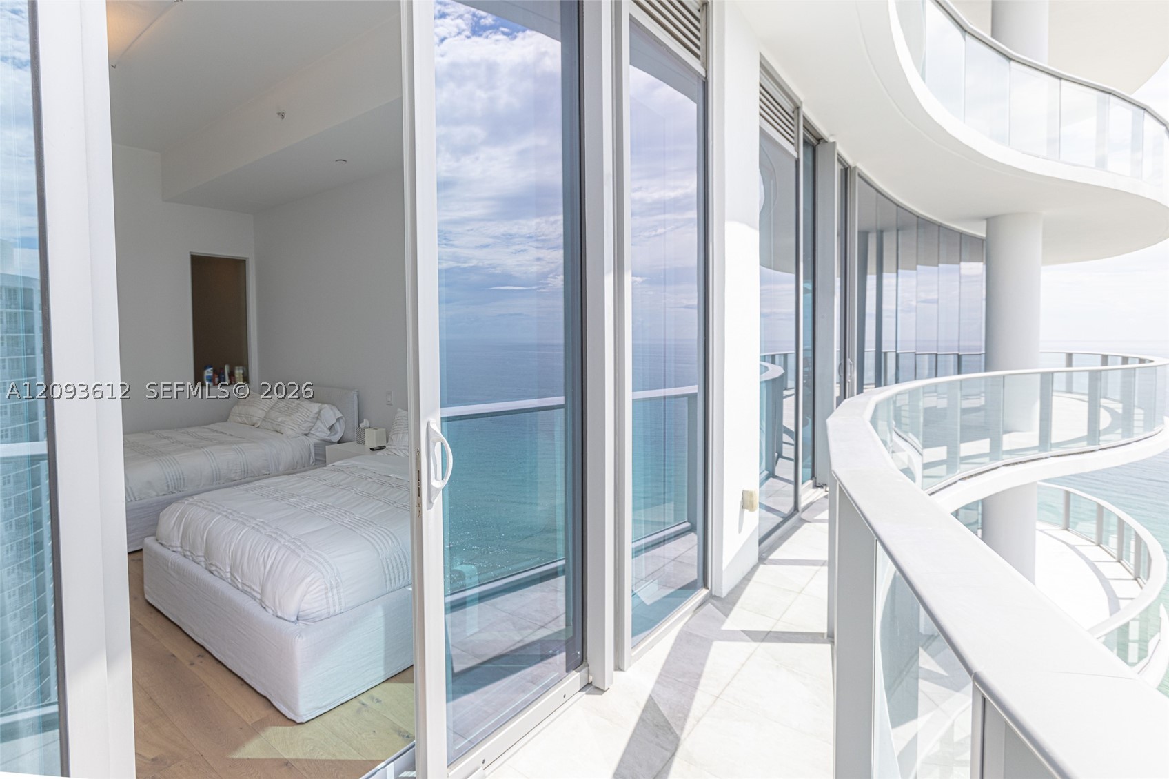 17475 Collins Ave #1802, Sunny Isles Beach FL 33160