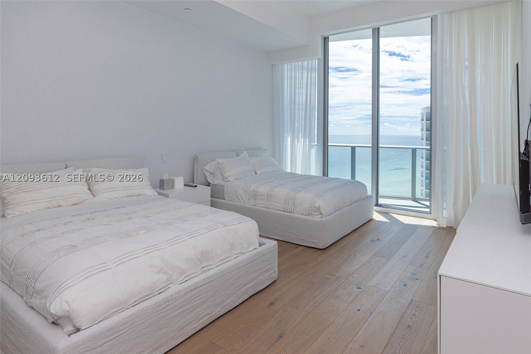 17475 Collins Ave #1802, Sunny Isles Beach FL 33160