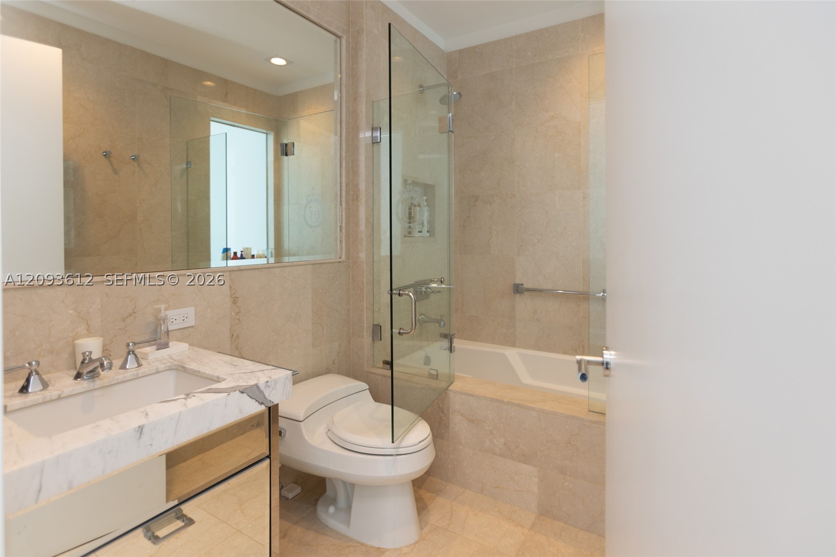 17475 Collins Ave #1802, Sunny Isles Beach FL 33160