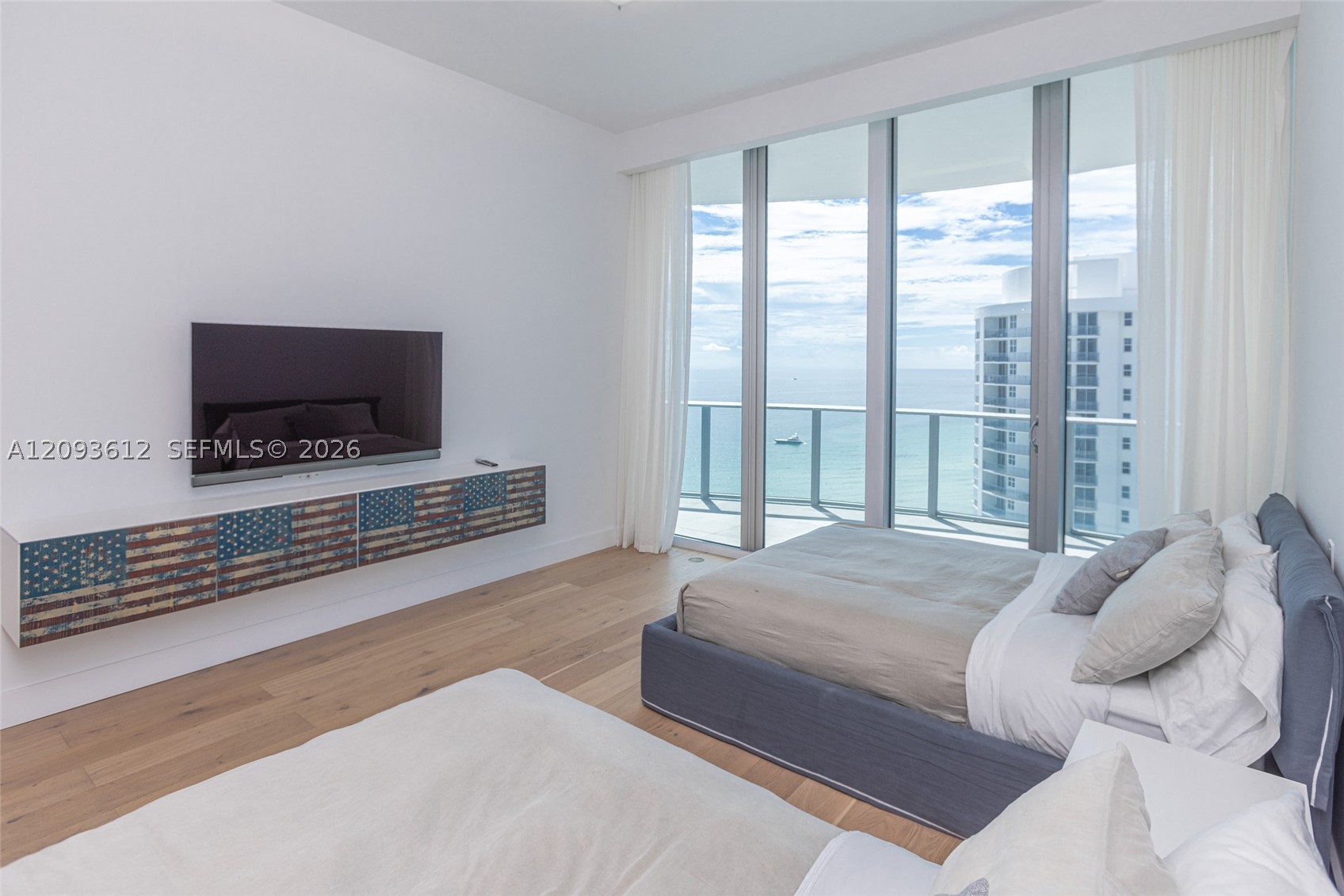 17475 Collins Ave #1802, Sunny Isles Beach FL 33160