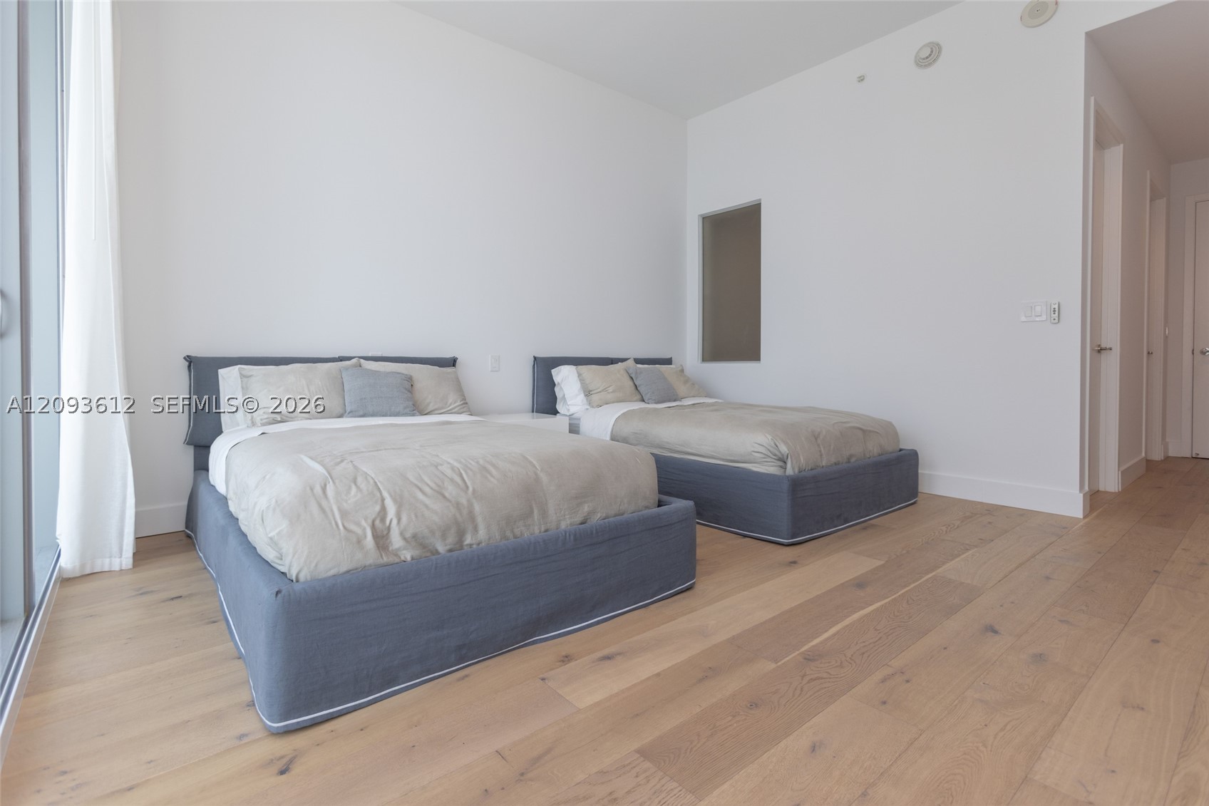 17475 Collins Ave #1802, Sunny Isles Beach FL 33160