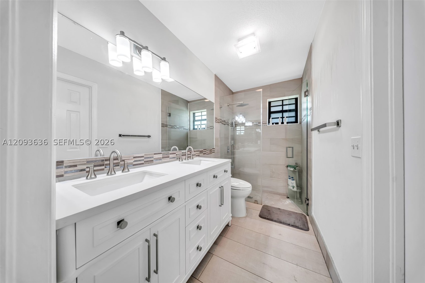 10195 NW 26th St, Doral FL 33172