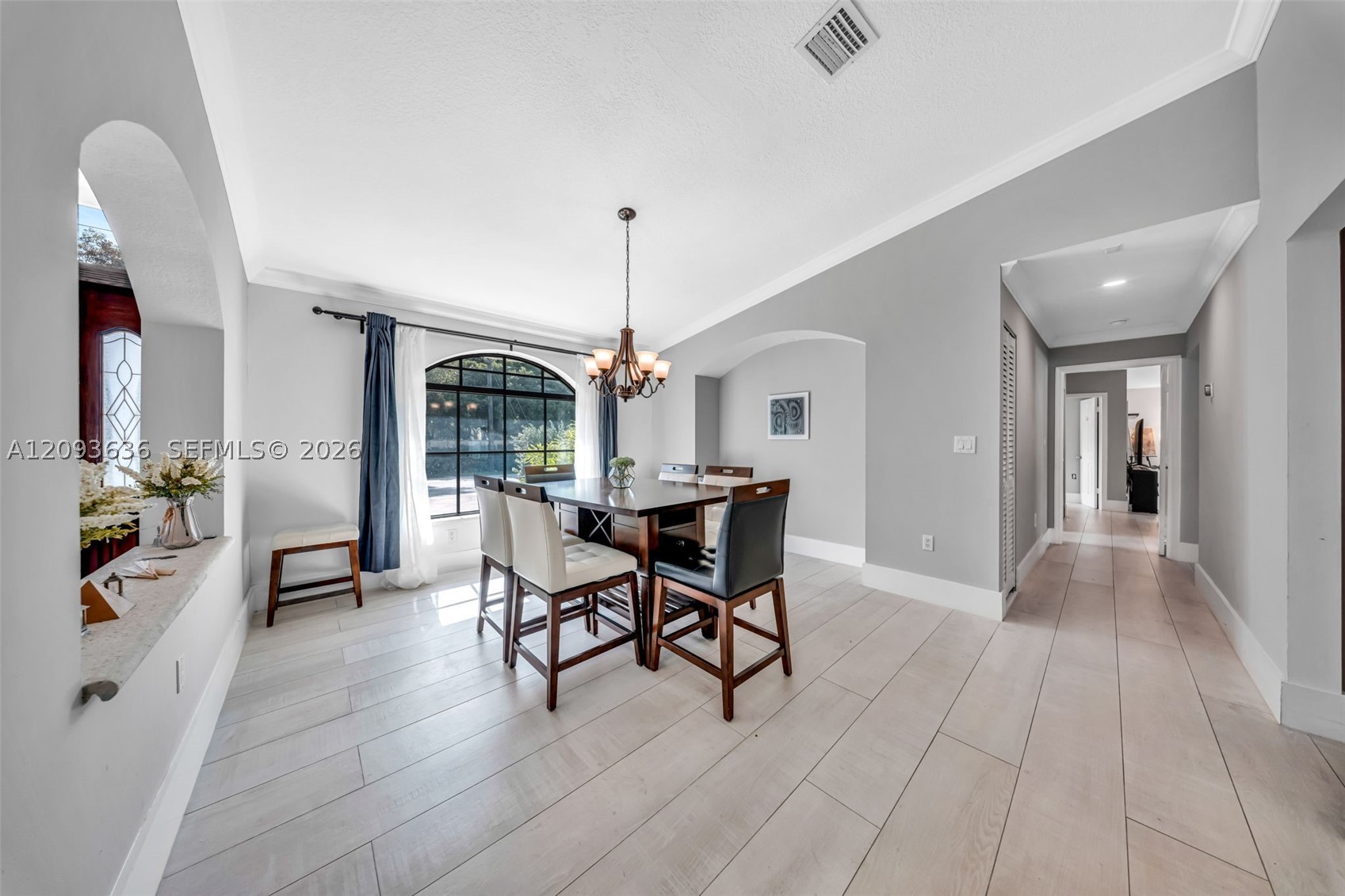 10195 NW 26th St, Doral FL 33172