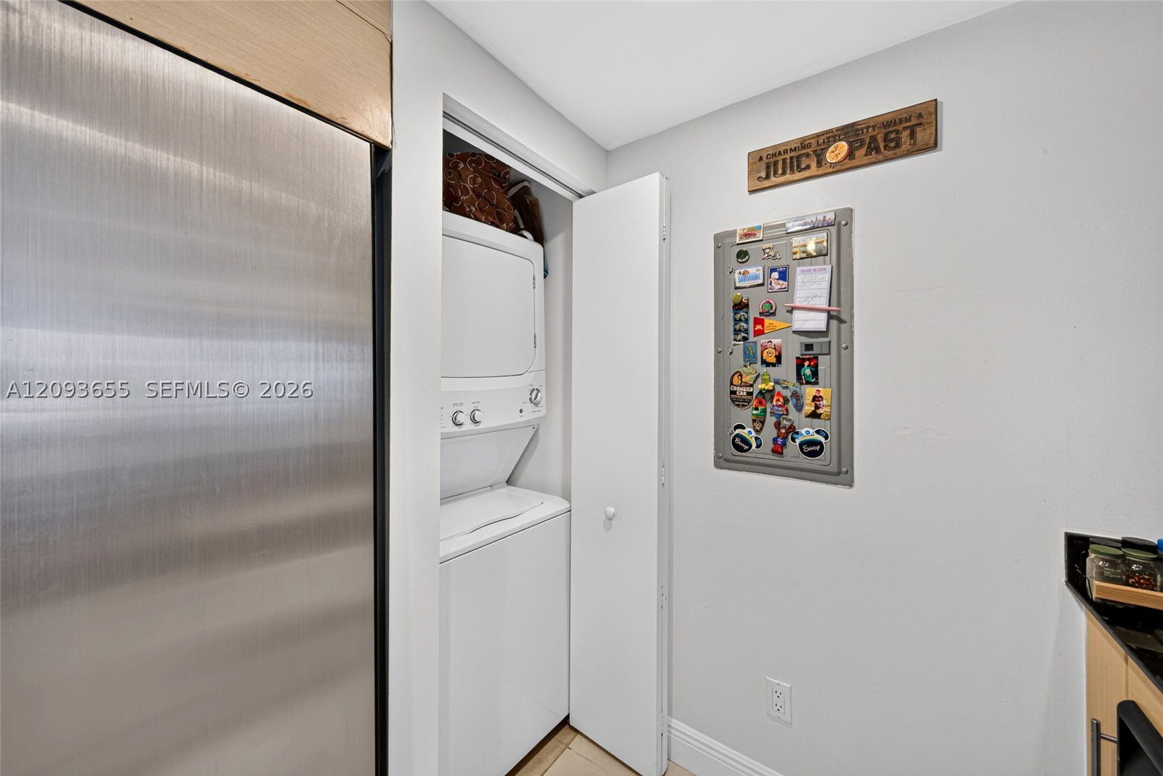 325 S Biscayne Blvd #2320, Miami FL 33131