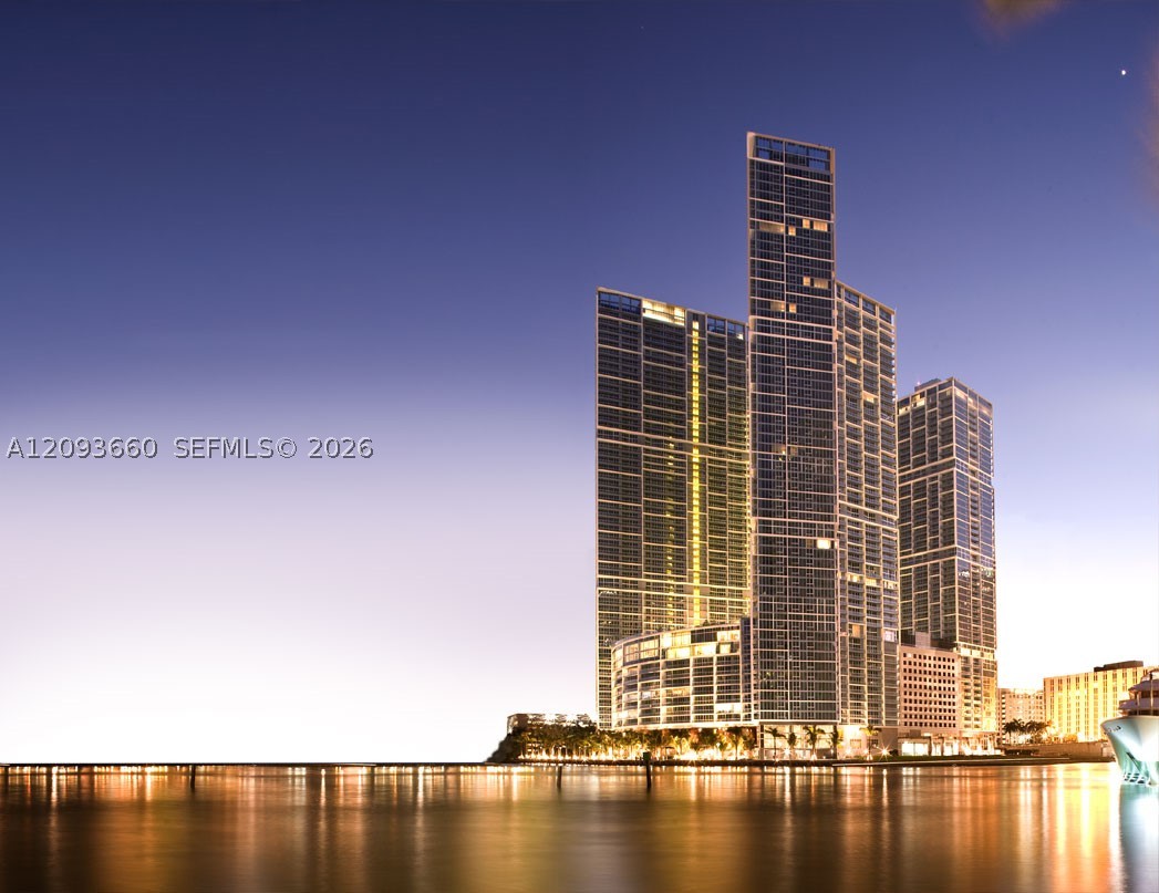 485 BRICKELL AVE #3303, Miami FL 33131