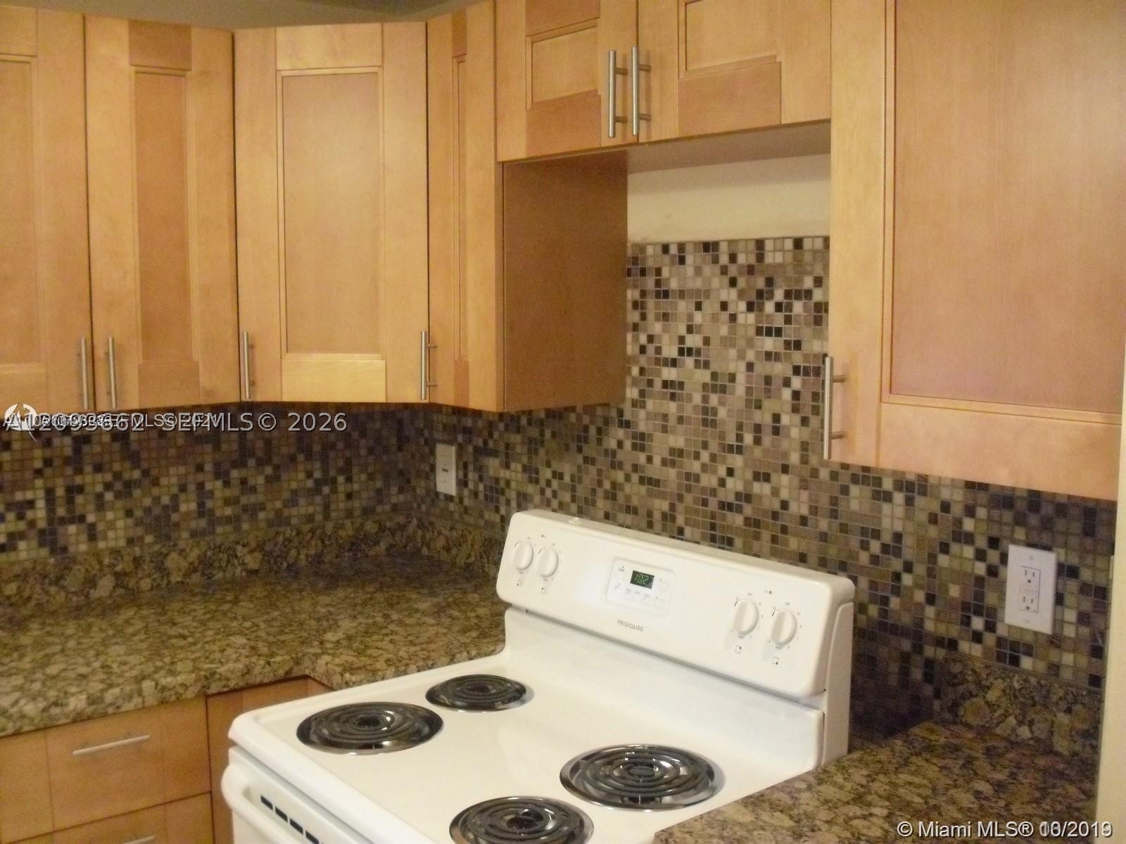 121 Golden Isles Dr #407, Hallandale Beach FL 33009