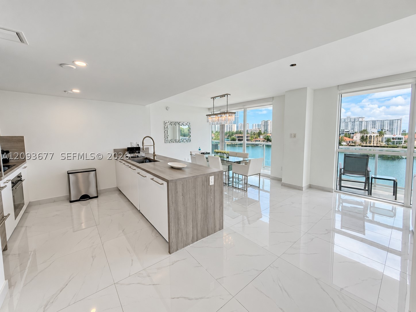 400 Sunny Isles Blvd #403, Sunny Isles Beach FL 33160