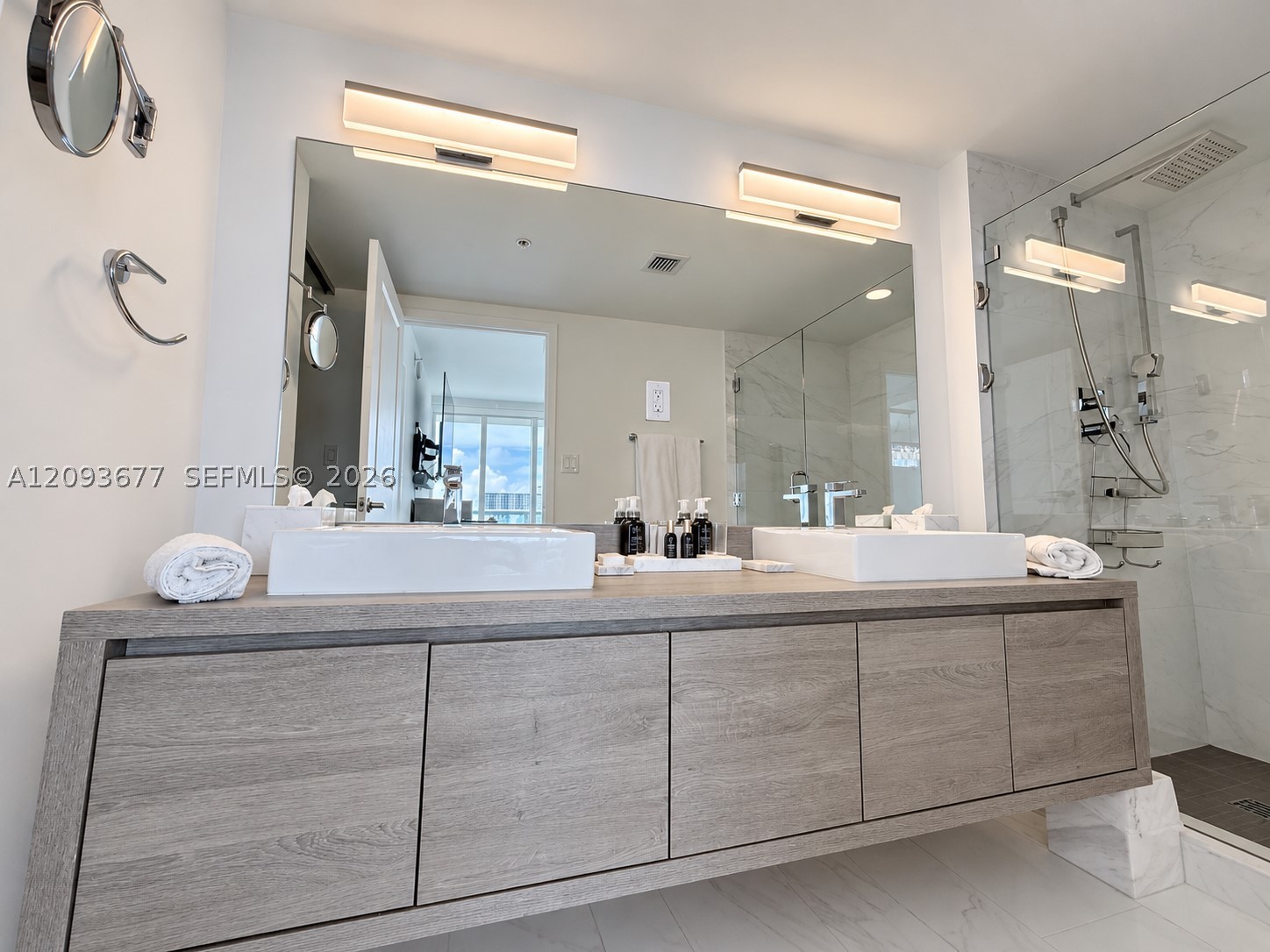 400 Sunny Isles Blvd #403, Sunny Isles Beach FL 33160