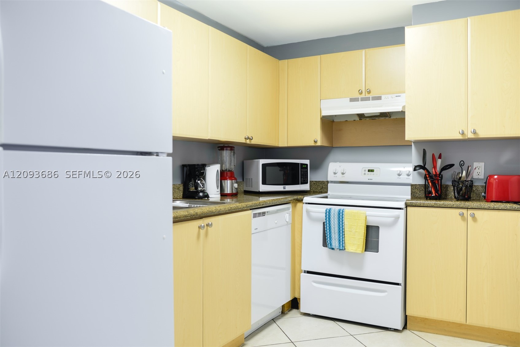 2280 SW 32nd Ave #213, Miami FL 33145