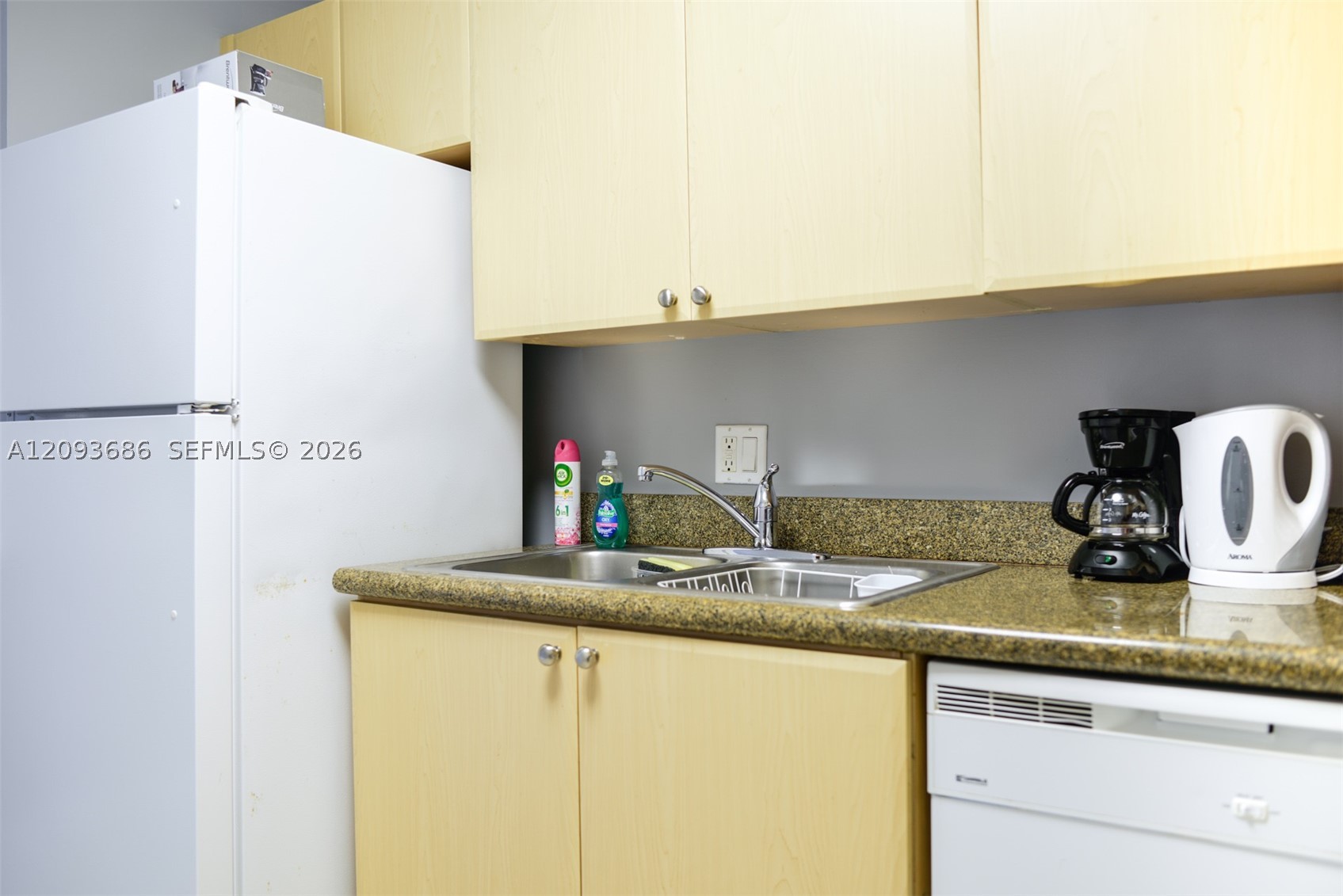 2280 SW 32nd Ave #213, Miami FL 33145