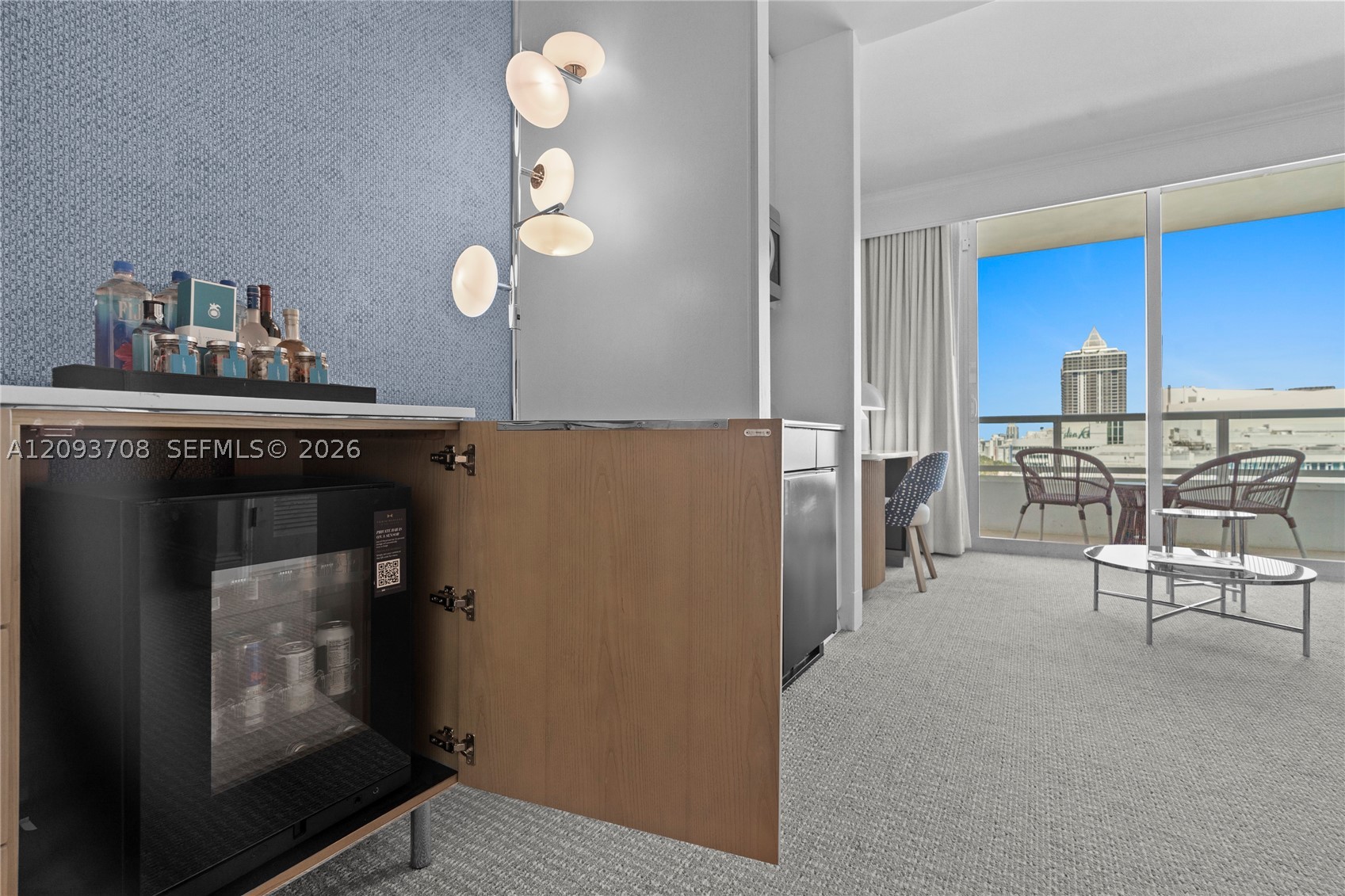 4401 Collins Ave #1709, Miami Beach FL 33140
