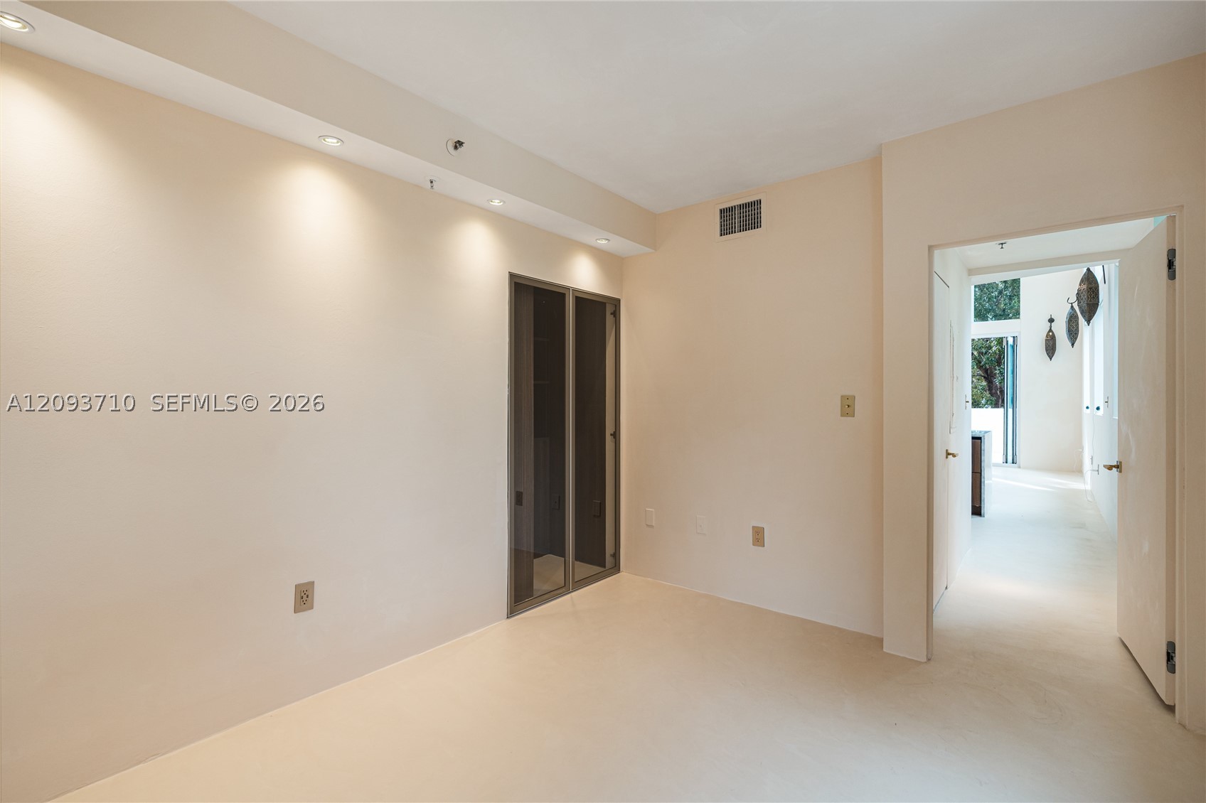 1428 West Ave #201, Miami Beach FL 33139