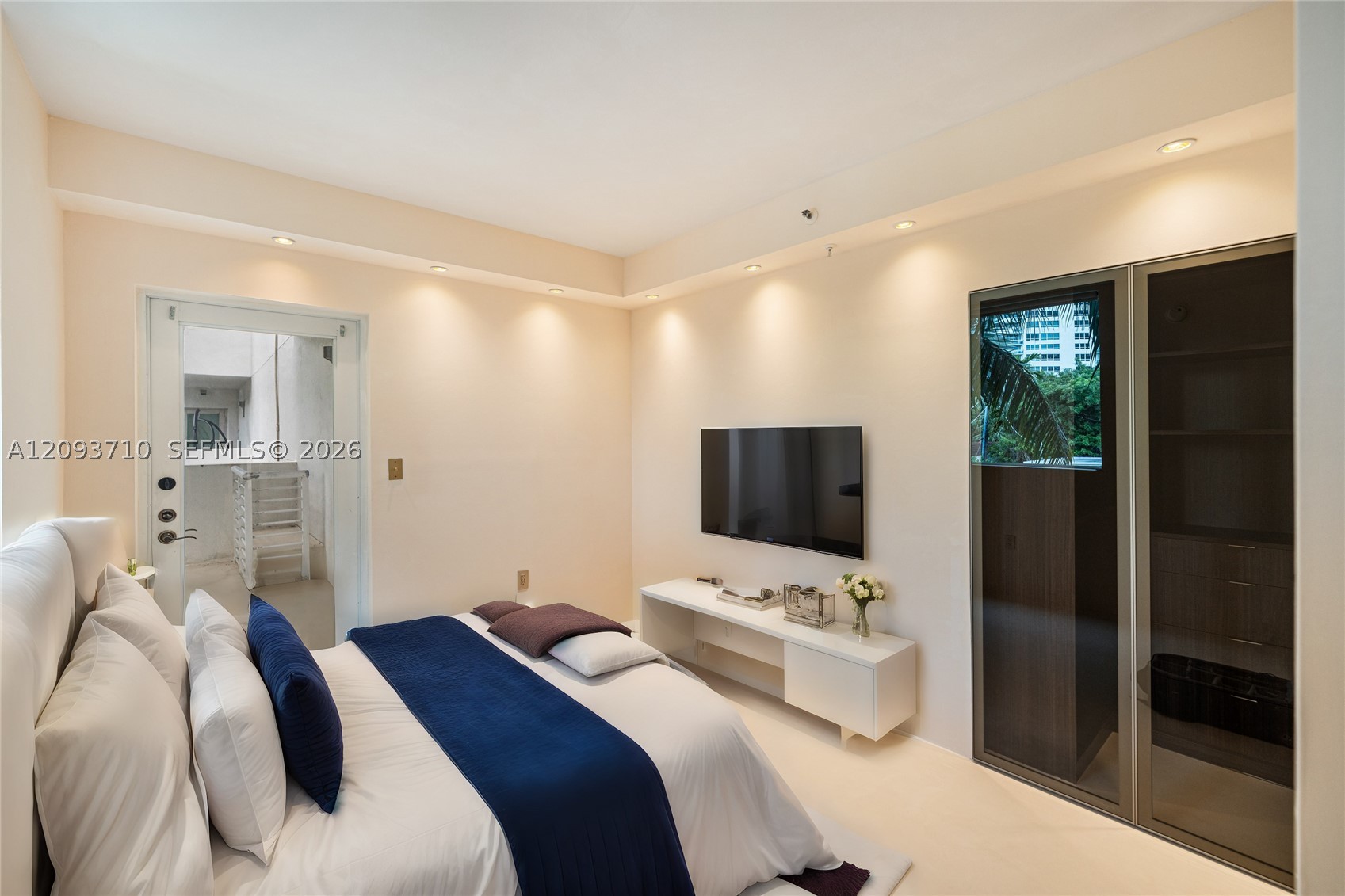 1428 West Ave #201, Miami Beach FL 33139