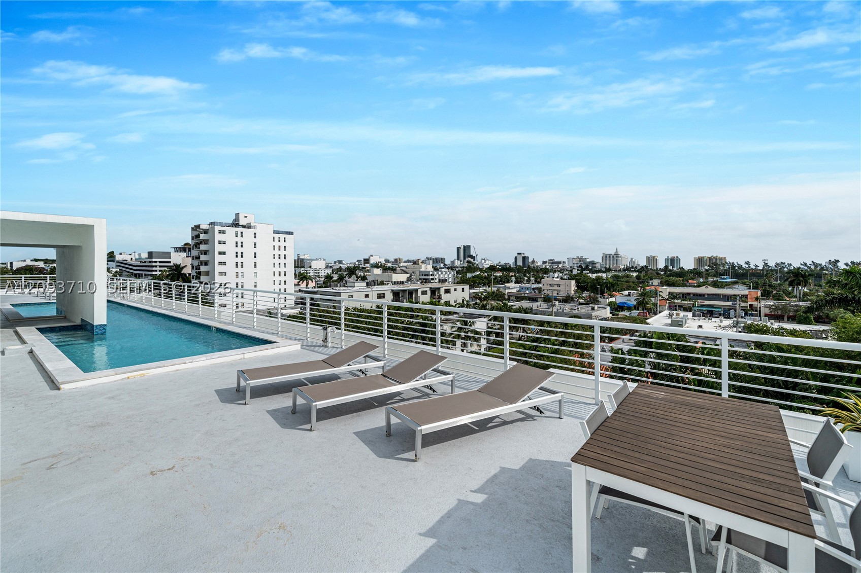 1428 West Ave #201, Miami Beach FL 33139