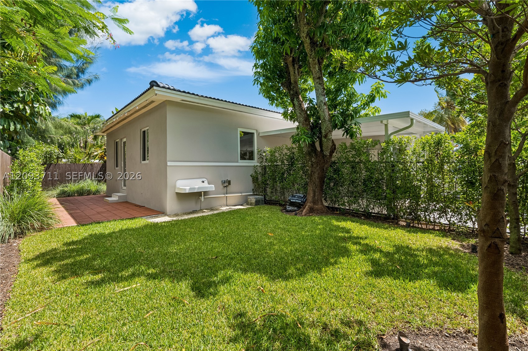Miami FL 33145 - A12093711