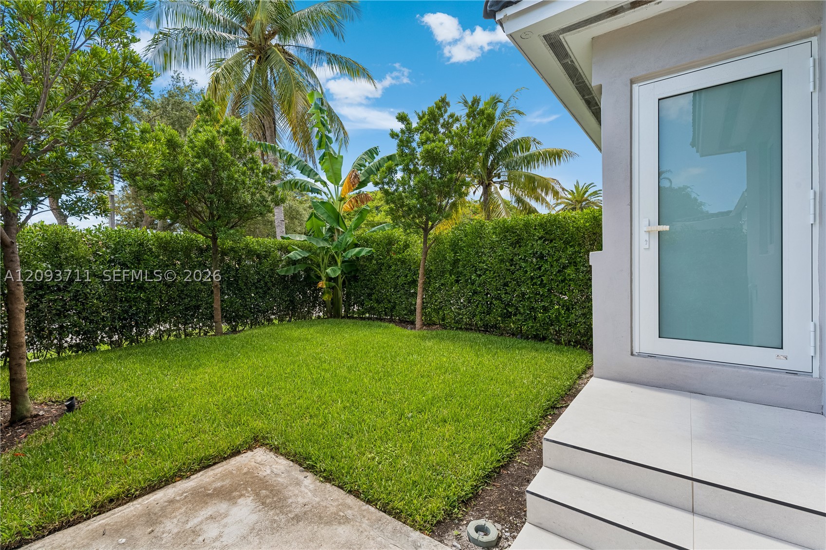 Miami FL 33145 - A12093711