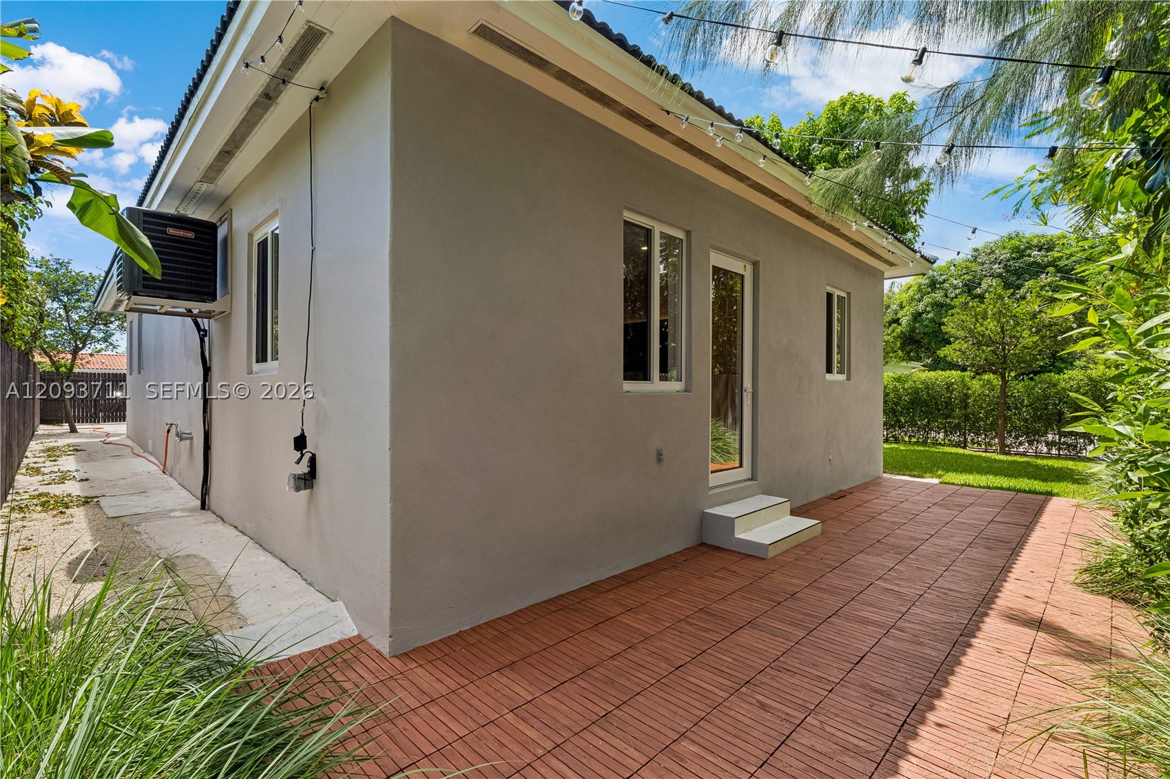 Miami FL 33145 - A12093711