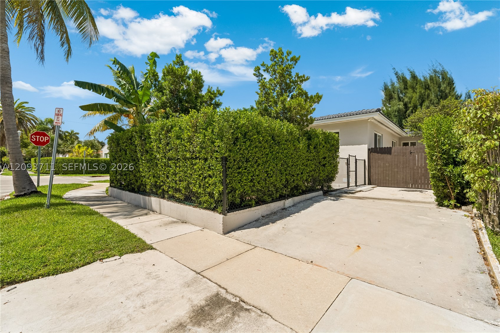 Miami FL 33145 - A12093711