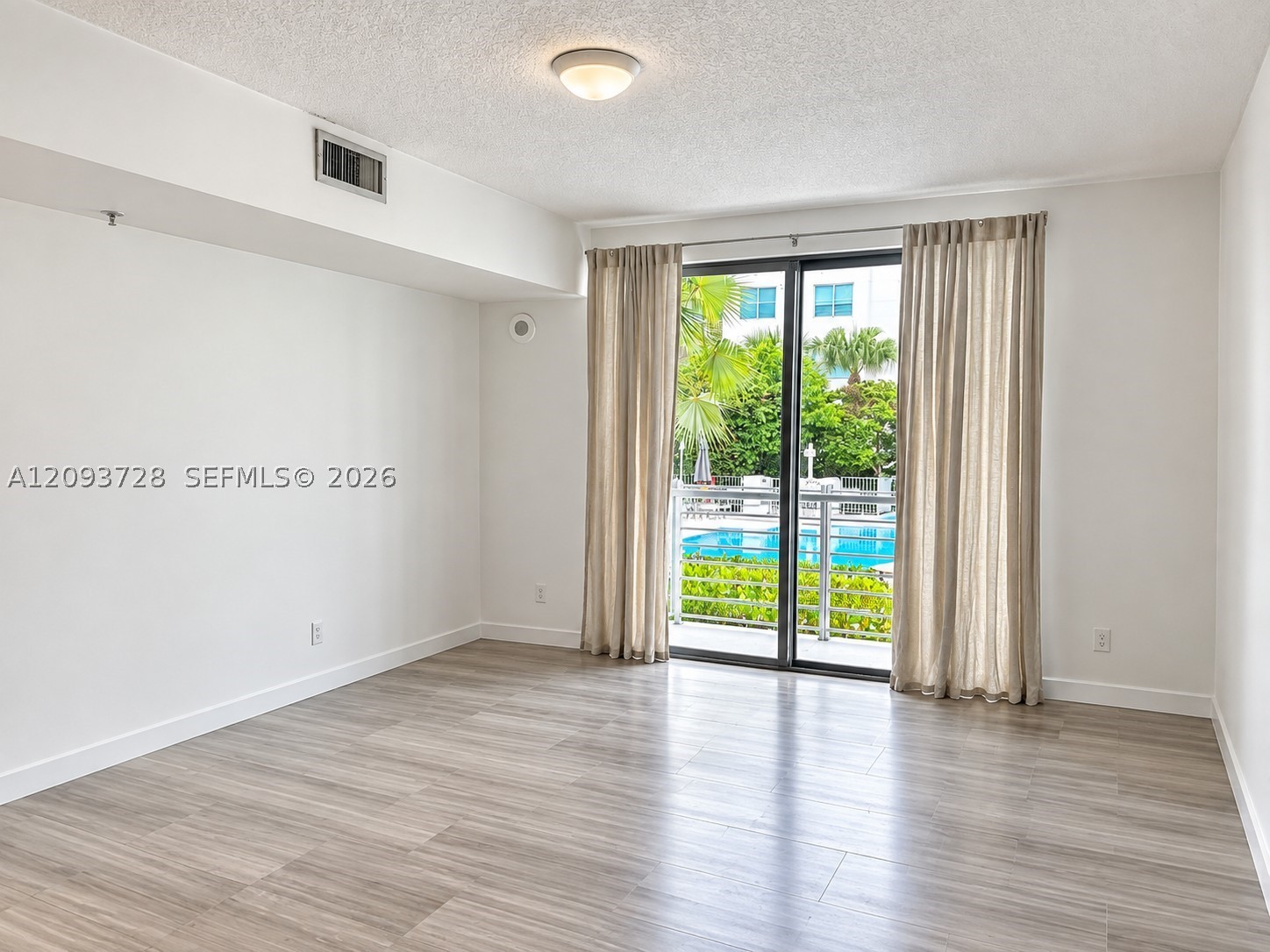 110 Washington Ave #2412, Miami Beach FL 33139
