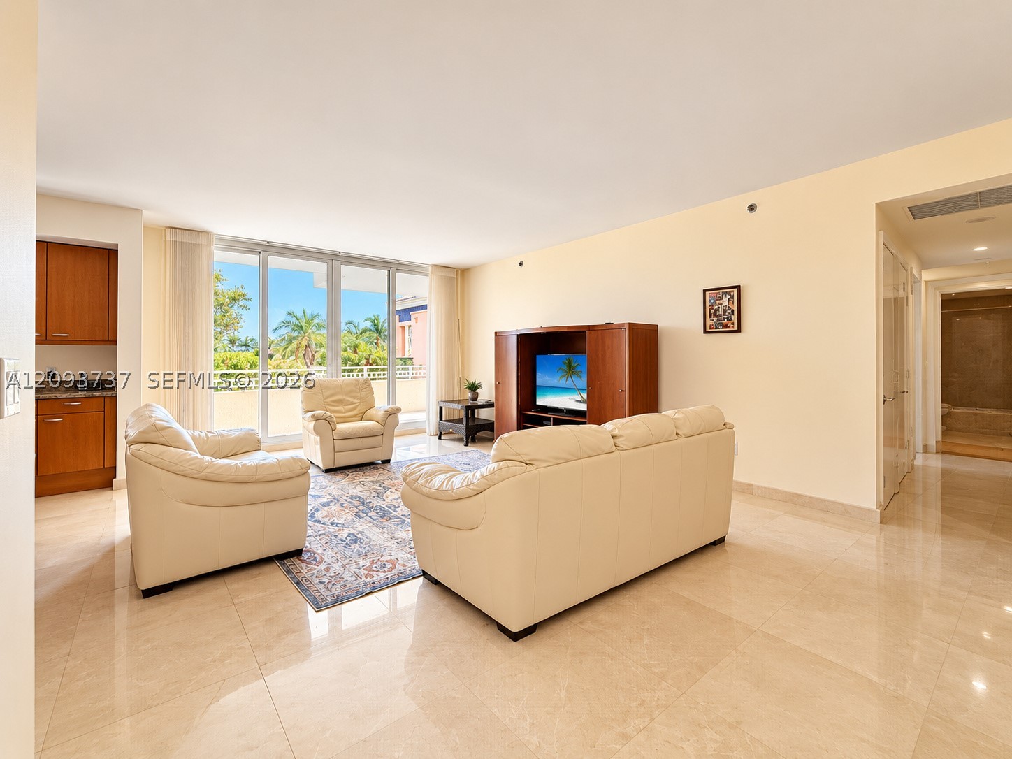 799 Crandon Blvd #202, Key Biscayne FL 33149
