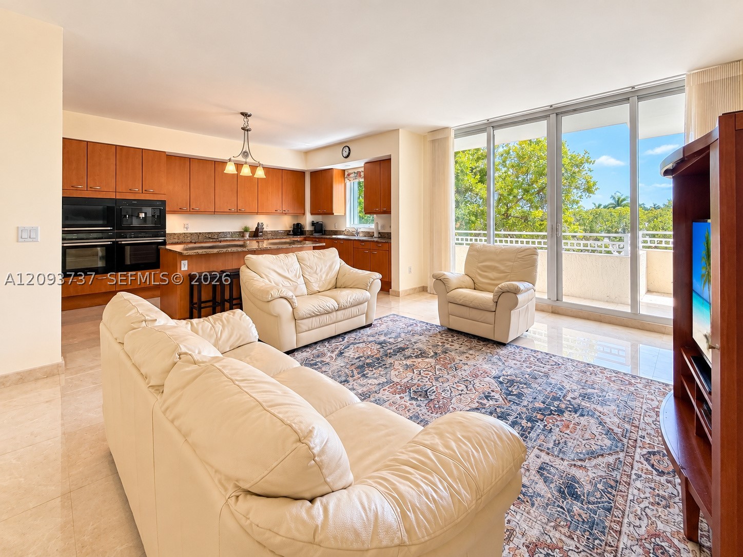 799 Crandon Blvd #202, Key Biscayne FL 33149