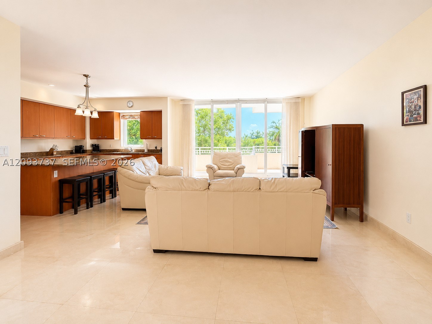 799 Crandon Blvd #202, Key Biscayne FL 33149