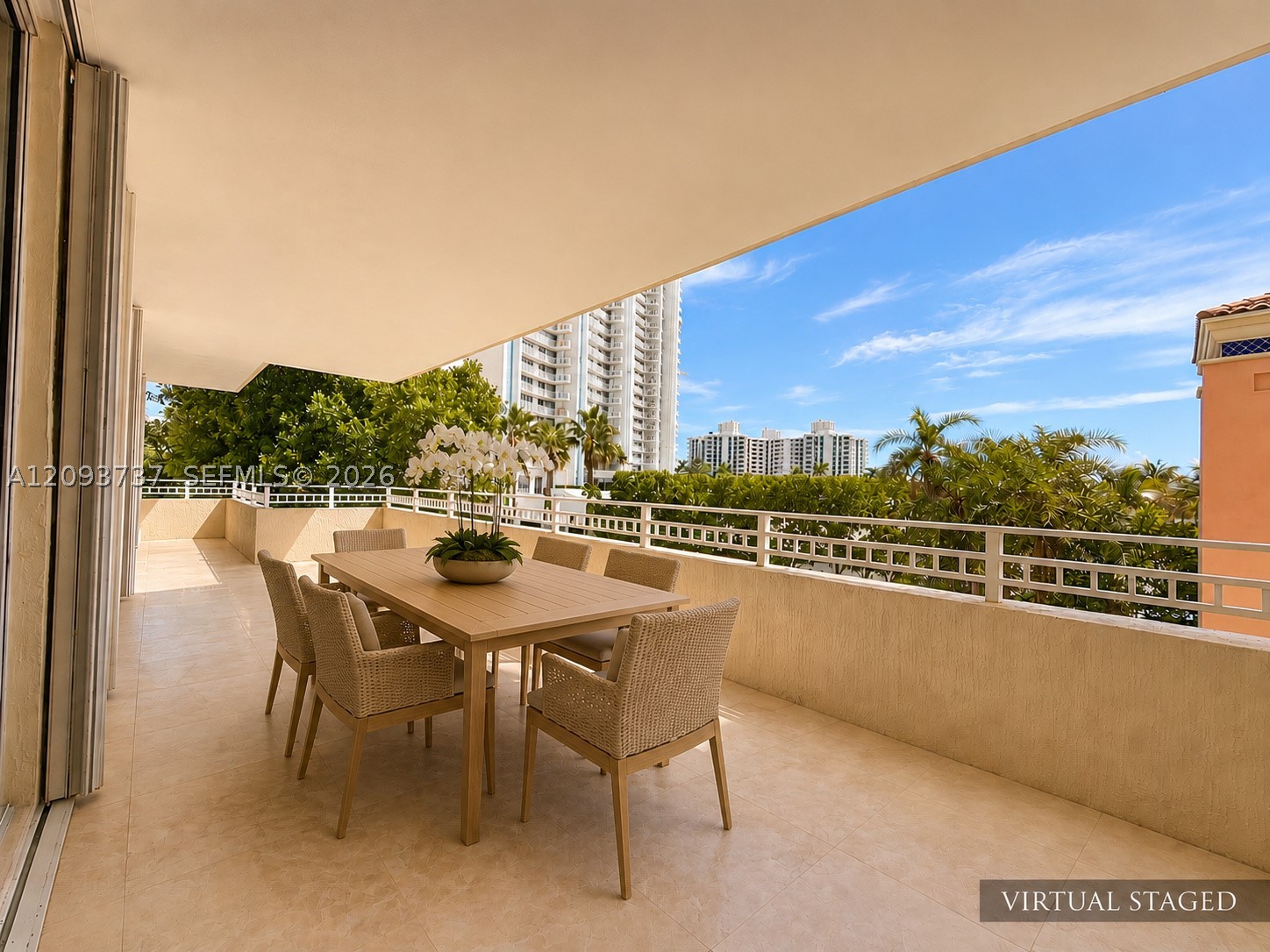 799 Crandon Blvd #202, Key Biscayne FL 33149