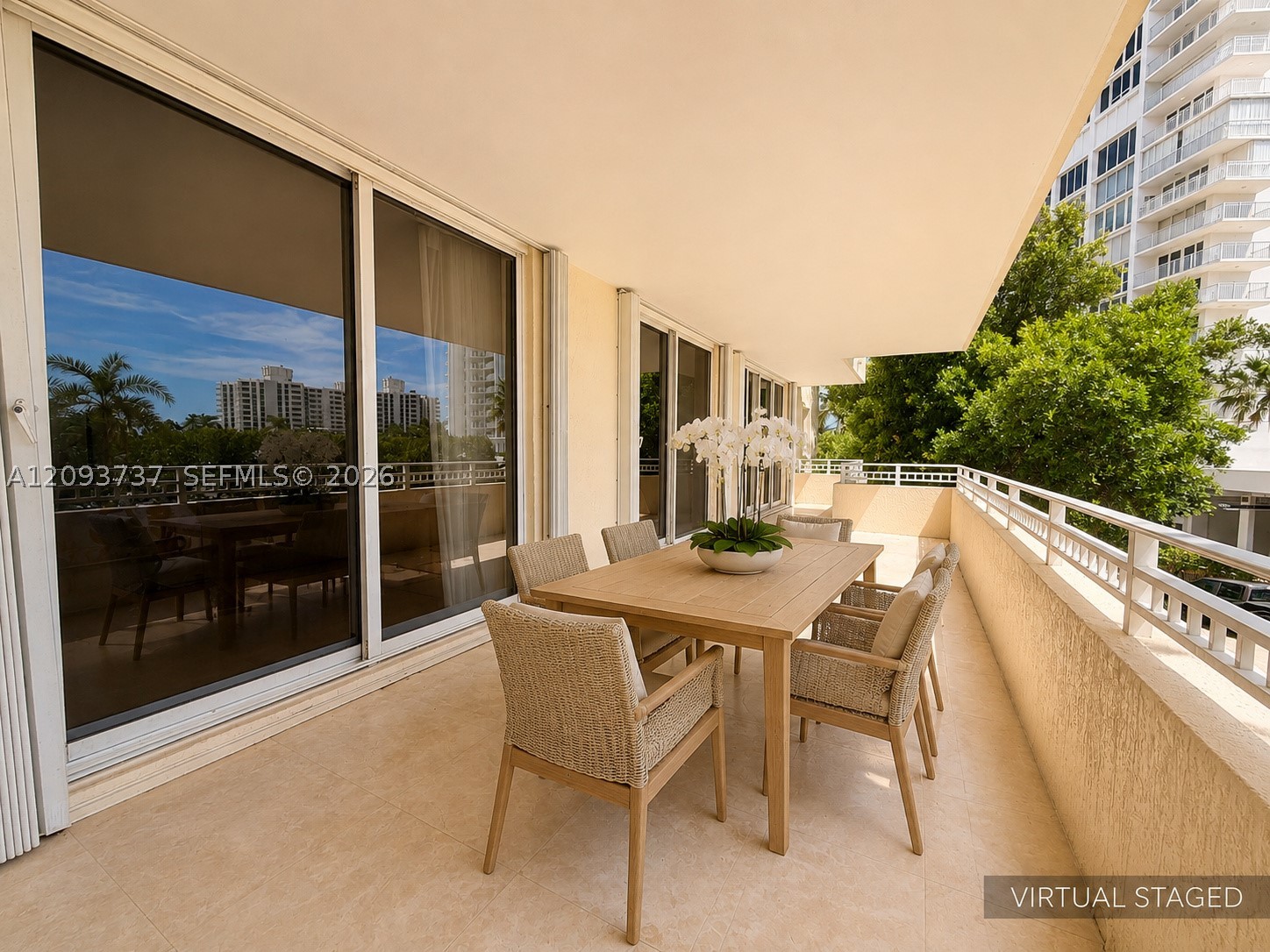 799 Crandon Blvd #202, Key Biscayne FL 33149