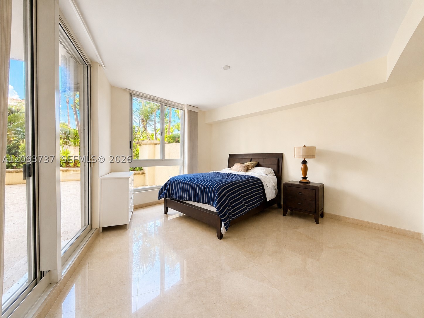 799 Crandon Blvd #202, Key Biscayne FL 33149