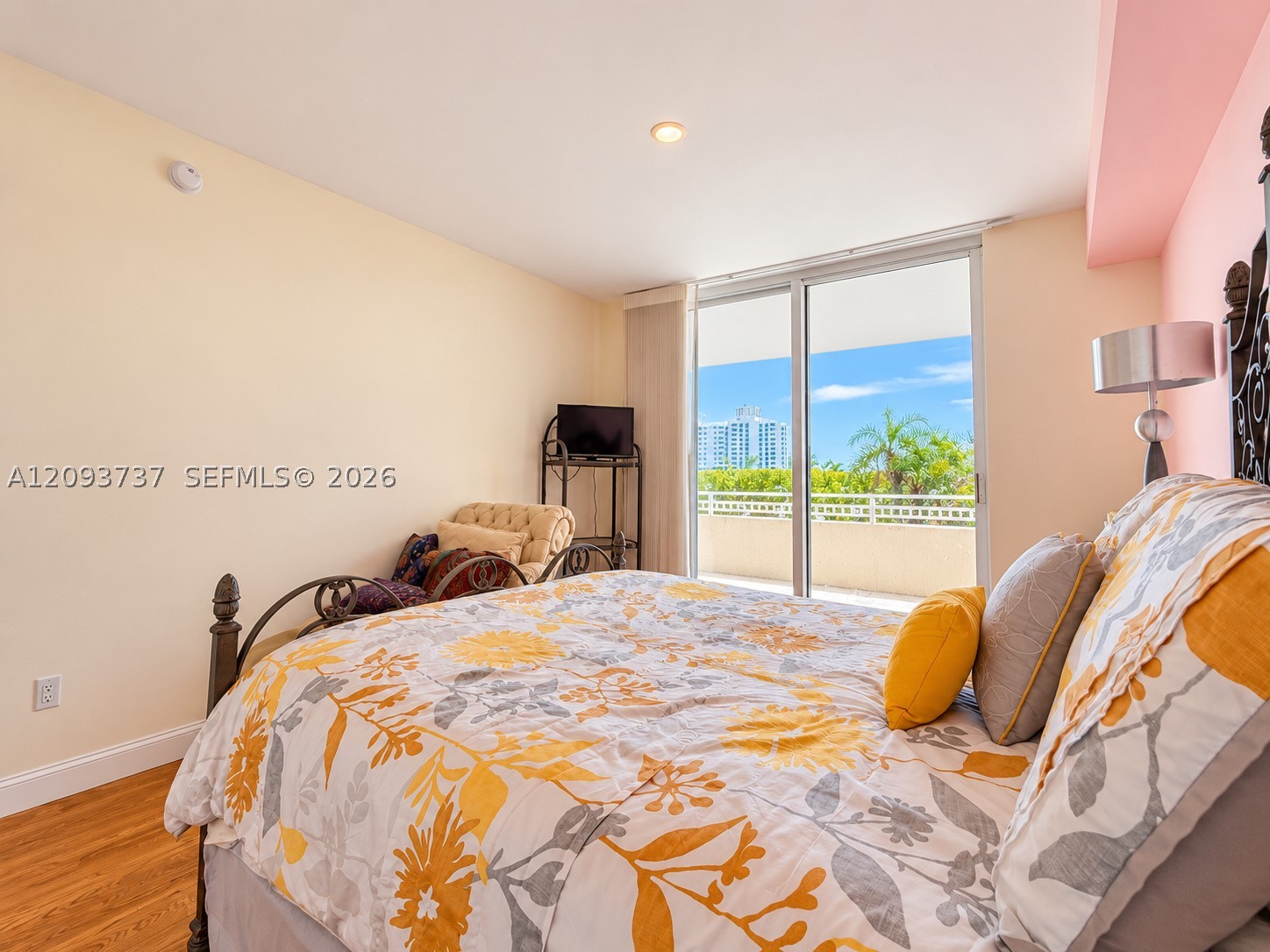 799 Crandon Blvd #202, Key Biscayne FL 33149