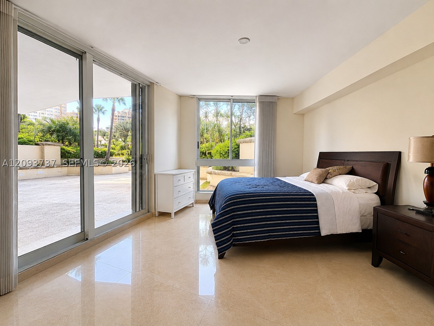 799 Crandon Blvd #202, Key Biscayne FL 33149