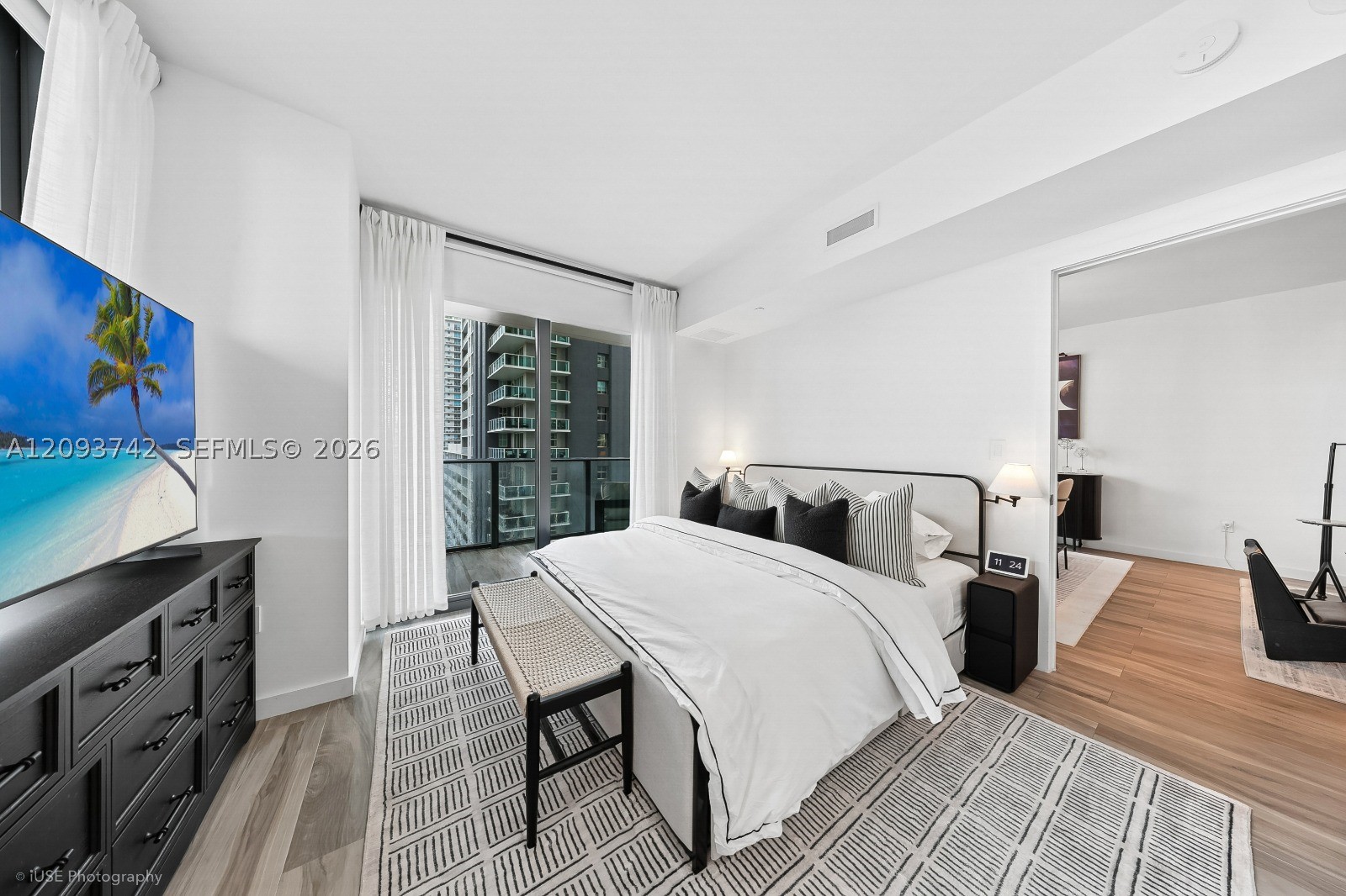 1300 S Miami Ave #2310, Miami FL 33130
