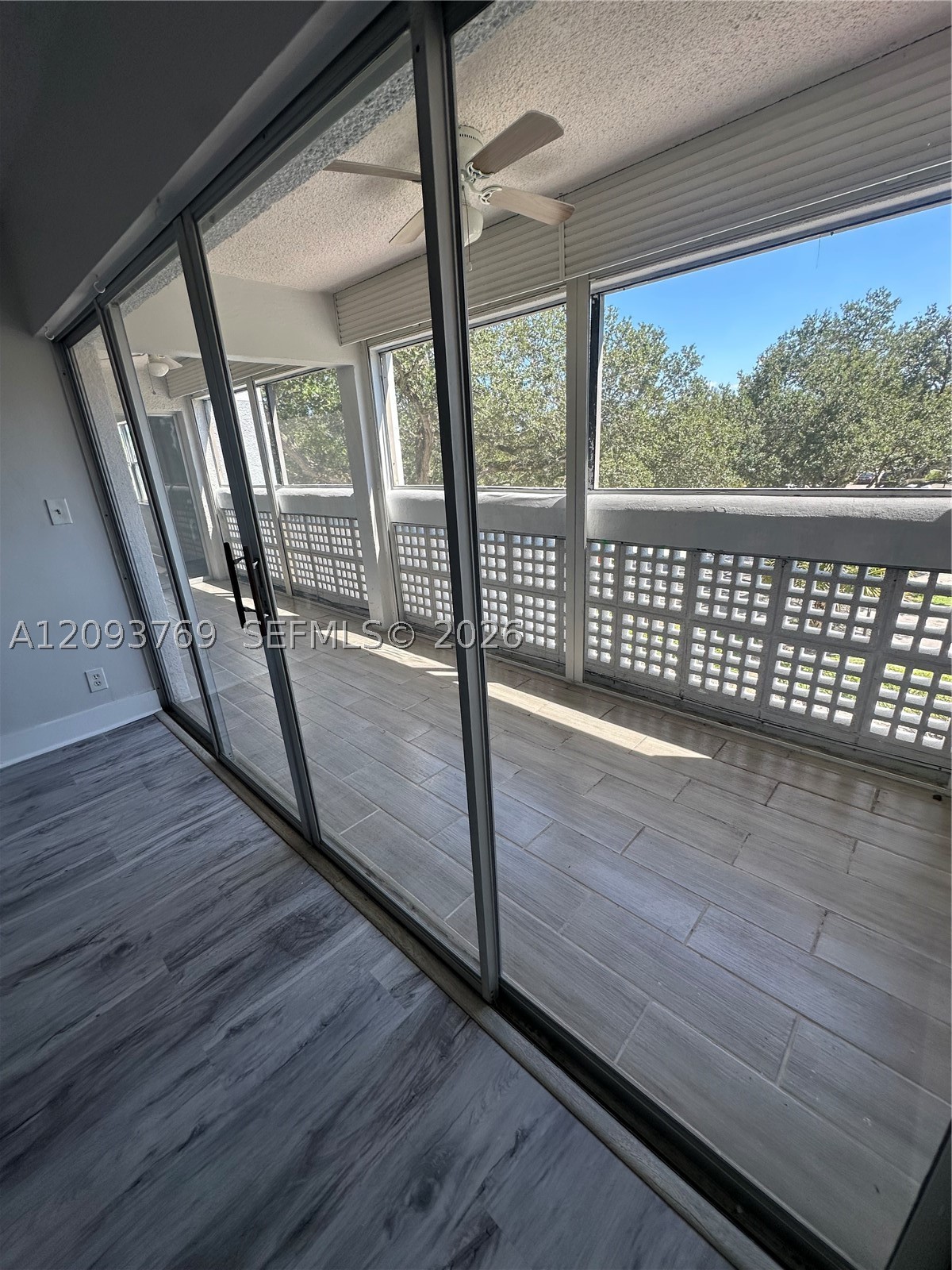 3301 Spanish Moss Ter #303, Lauderhill FL 33319