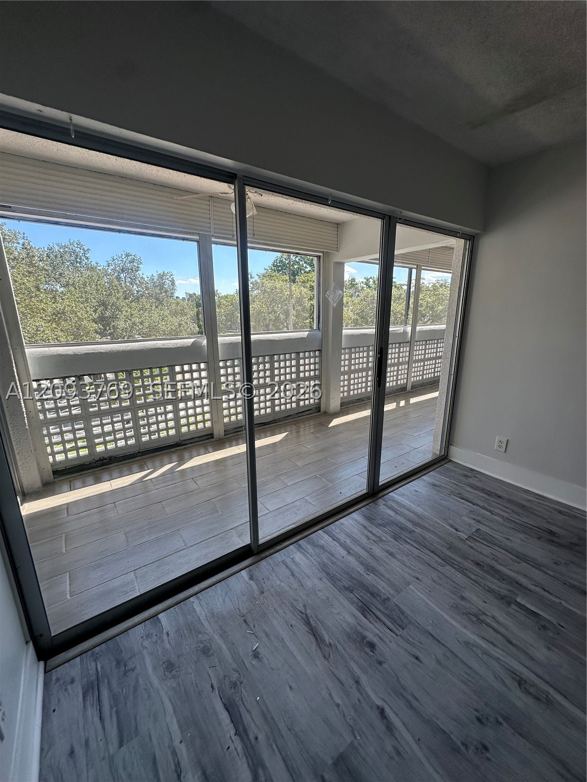3301 Spanish Moss Ter #303, Lauderhill FL 33319