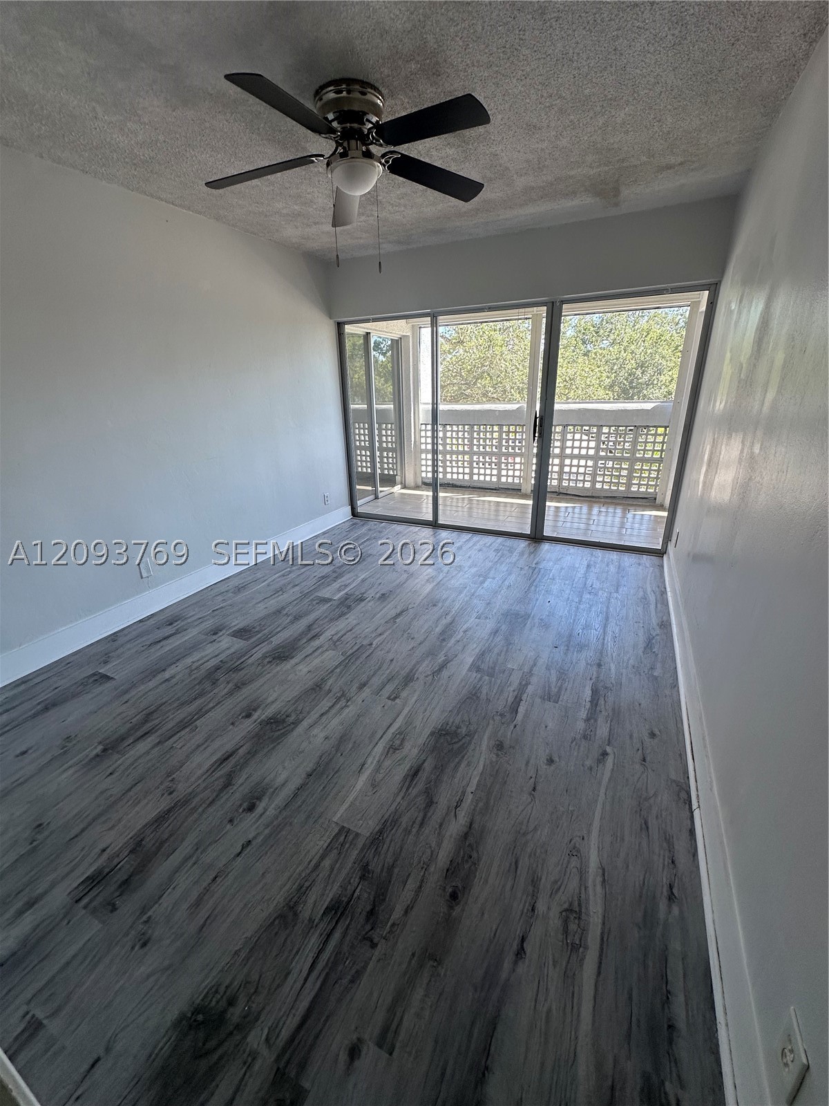 3301 Spanish Moss Ter #303, Lauderhill FL 33319