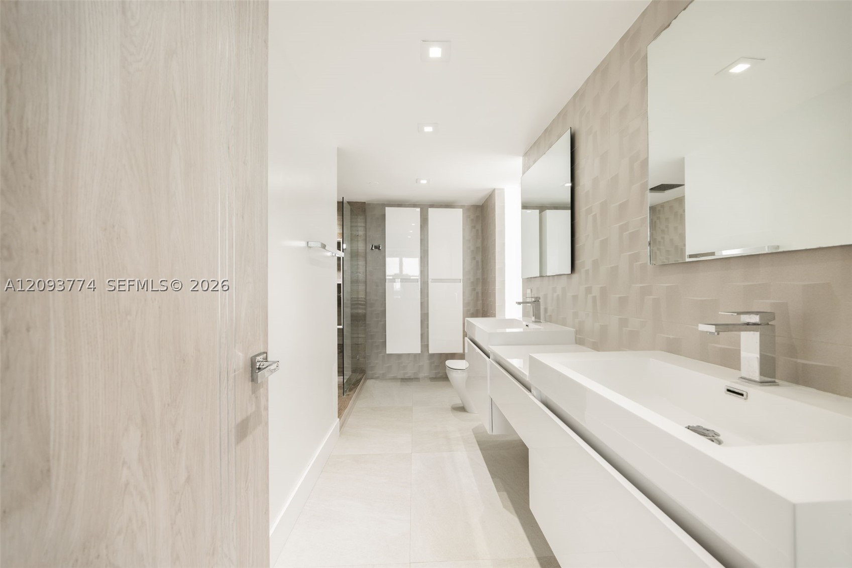650 West Ave #1503, Miami Beach FL 33139