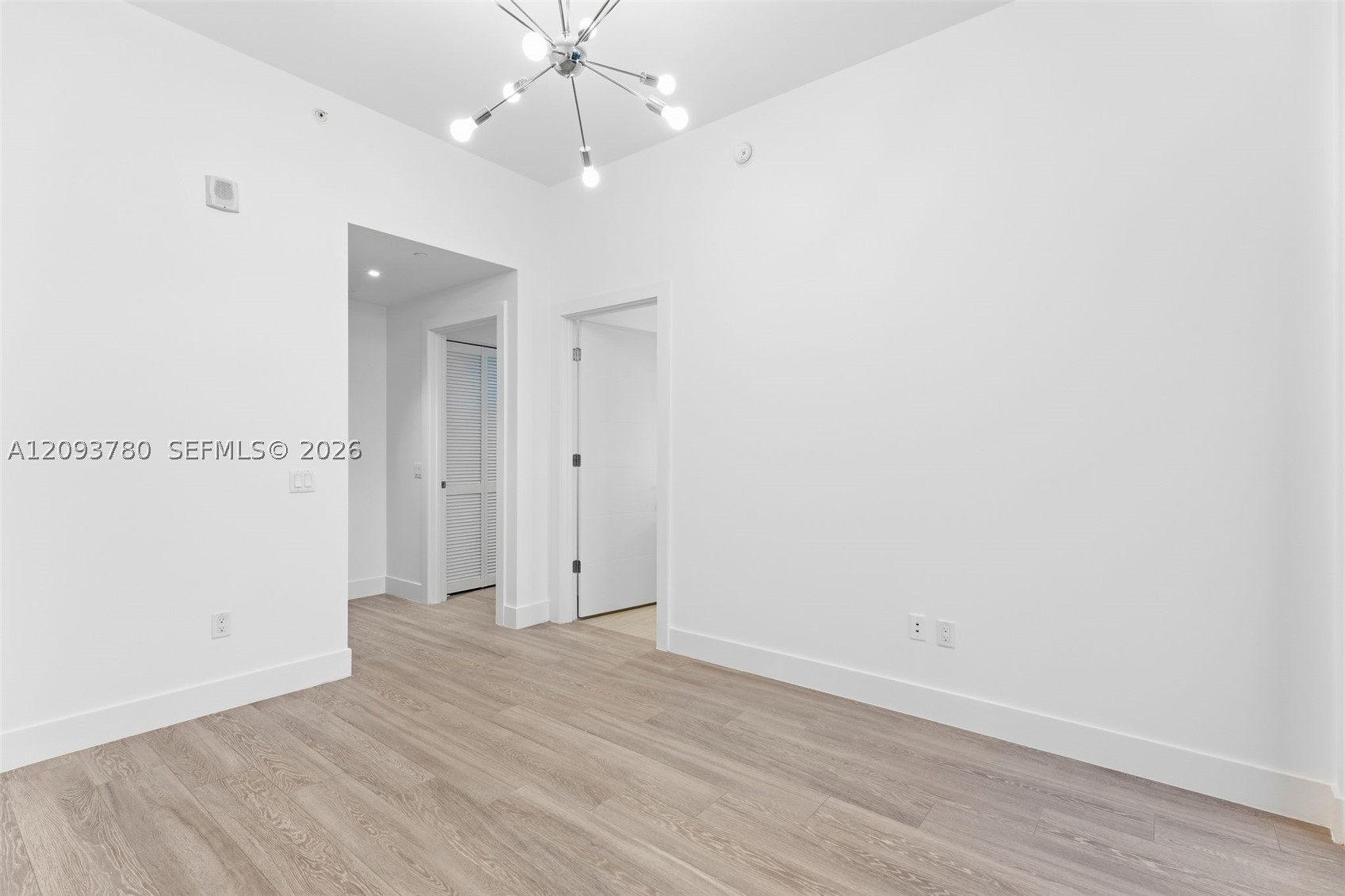 2960 NE 207th St #1206, Aventura FL 33180